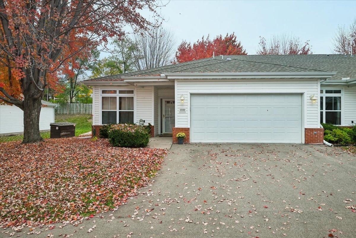 View of Townhome at 2232 Lower Afton Road, Saint Paul - Mike Wilen | Minnesota Team Real Estate