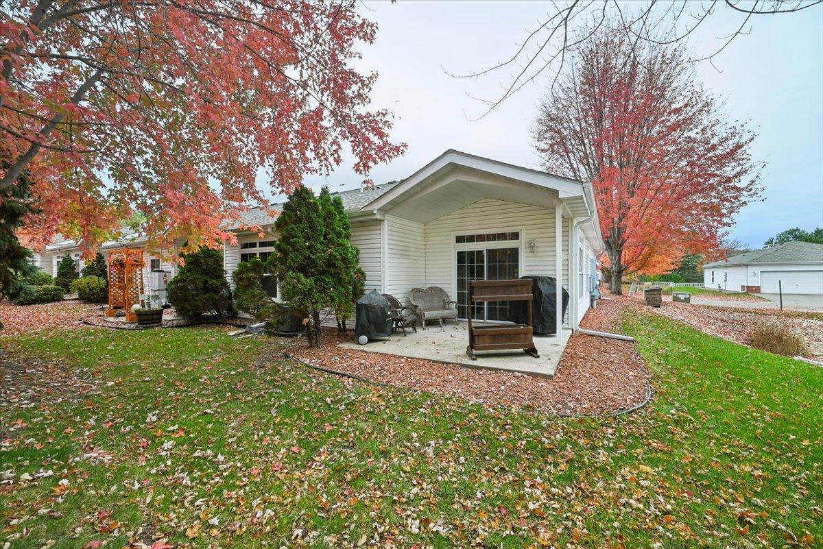 View of Residential at 2232 Lower Afton Road, Saint Paul MN 55119, Saint Paul (4 of 20) - Mike Wilen | Minnesota Team Real Estate