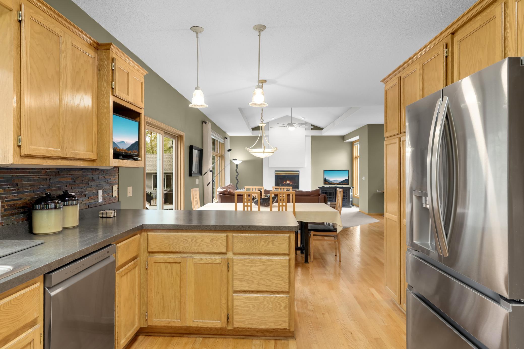 View of Residential at 5054 Edgewater Drive, Savage MN 55378, Savage (20 of 43) - Mike Wilen | Minnesota Team Real Estate