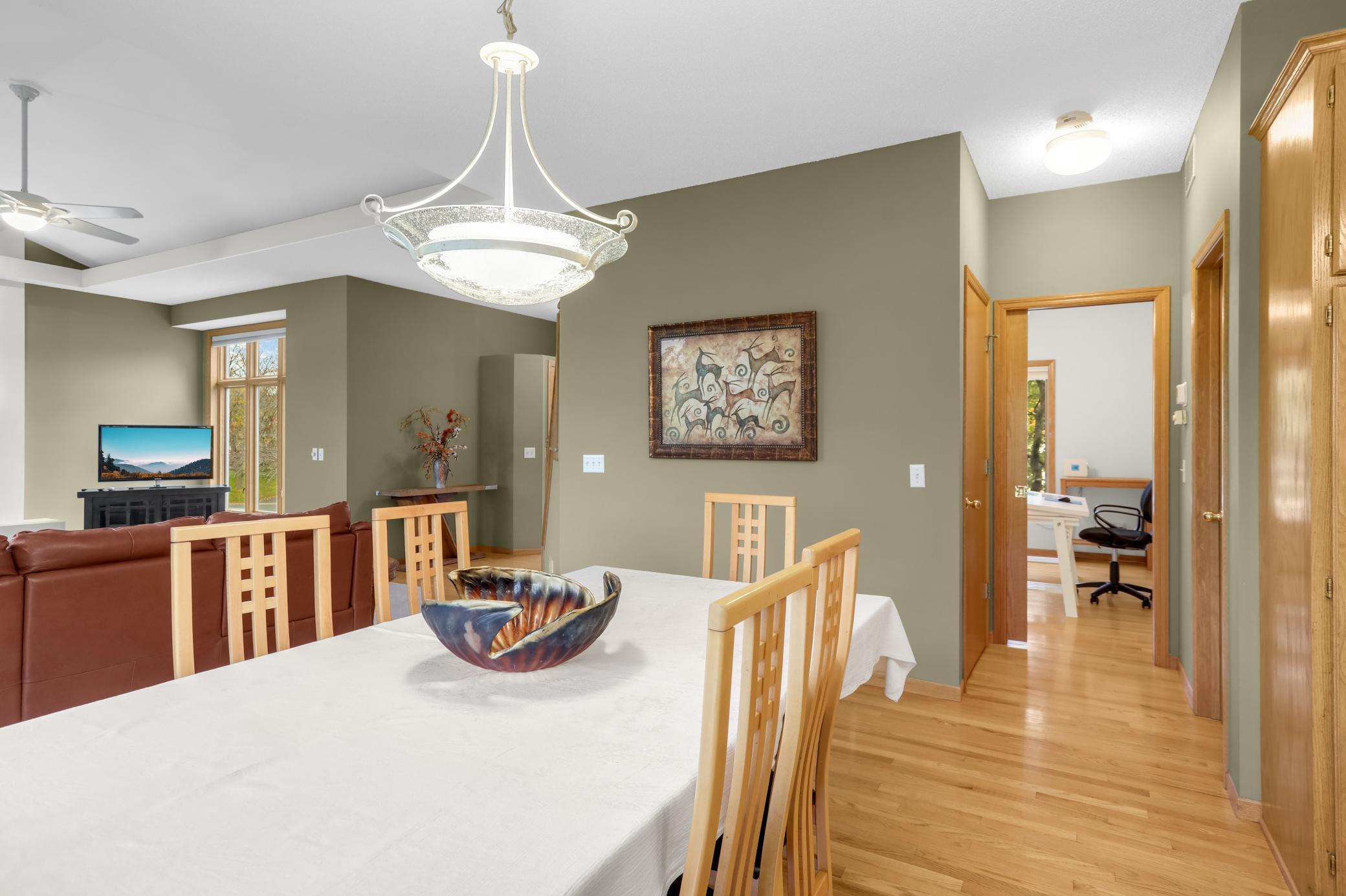View of Residential at 5054 Edgewater Drive, Savage MN 55378, Savage (14 of 43) - Mike Wilen | Minnesota Team Real Estate