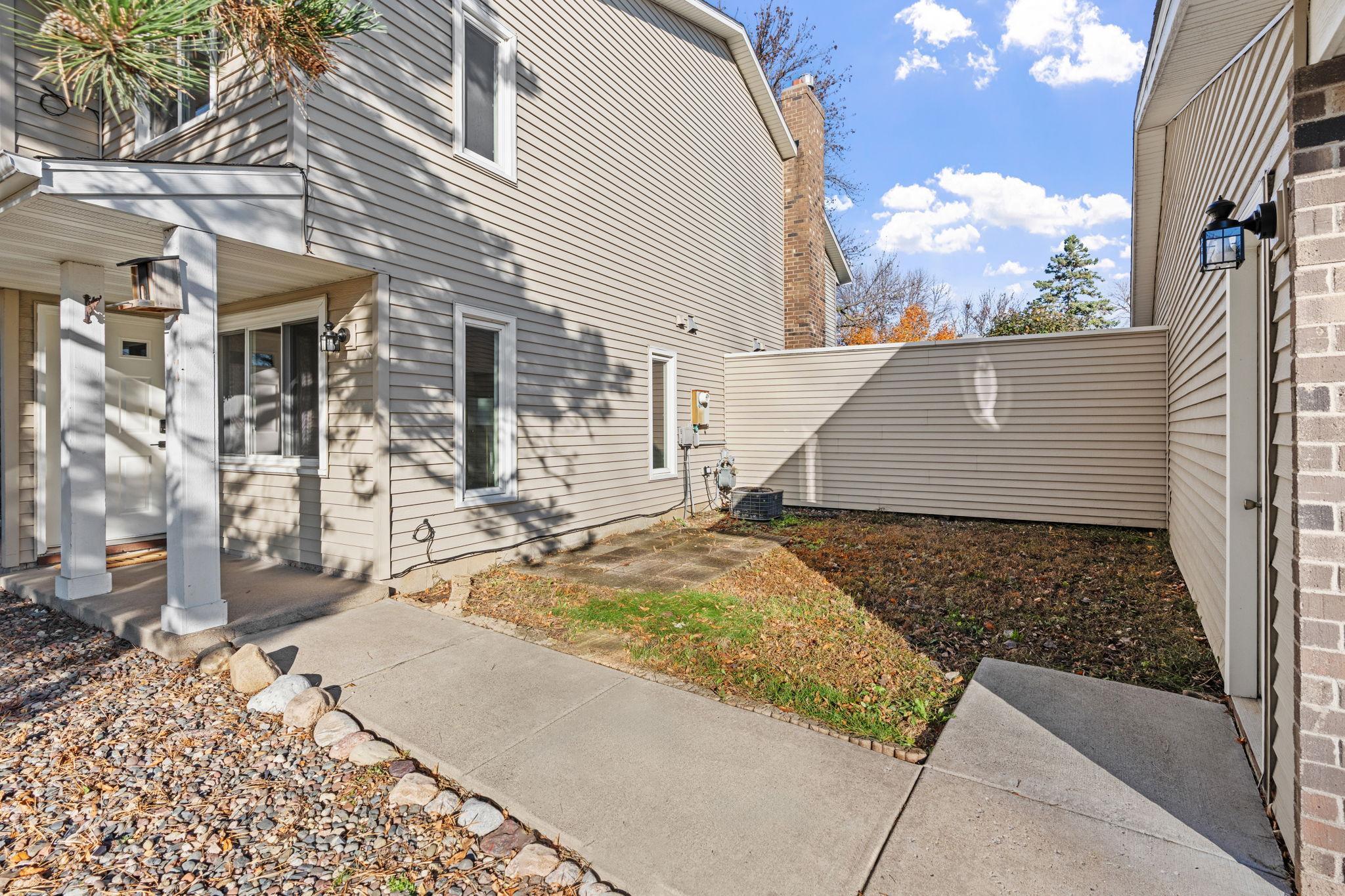 View of Residential at 9458 Ranchview Lane, Maple Grove MN 55369, Maple Grove (26 of 28) - Mike Wilen | Minnesota Team Real Estate