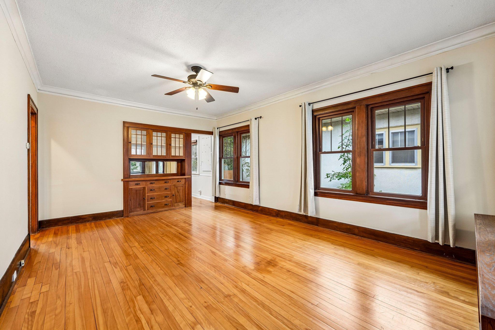 View of Residential at 2315 Cleveland Street, Minneapolis MN 55418, Minneapolis (10 of 42) - Mike Wilen | Minnesota Team Real Estate