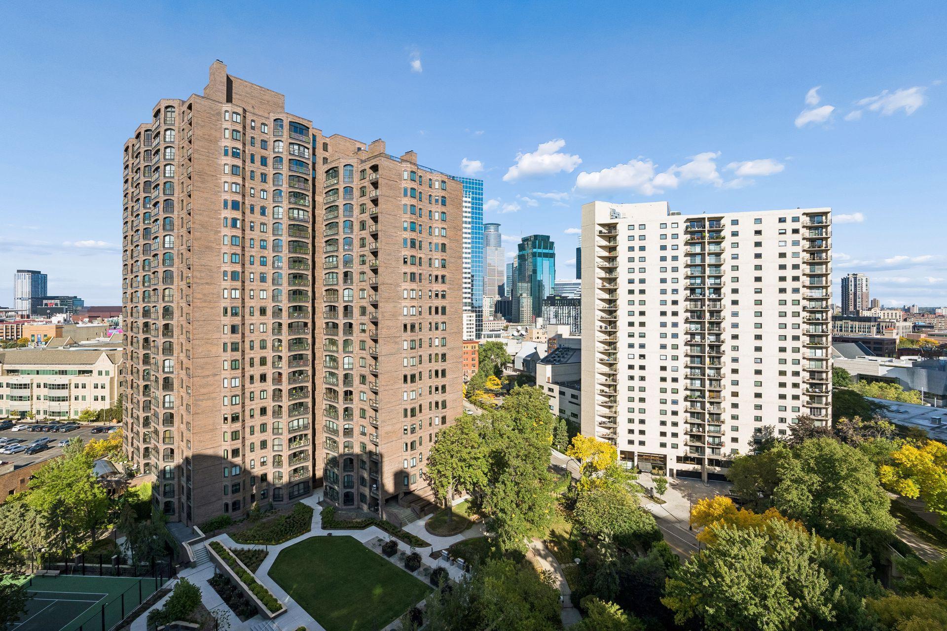 View of Residential at 1235 Yale Place #1307, Minneapolis MN 55403, Minneapolis (48 of 53) - Mike Wilen | Minnesota Team Real Estate