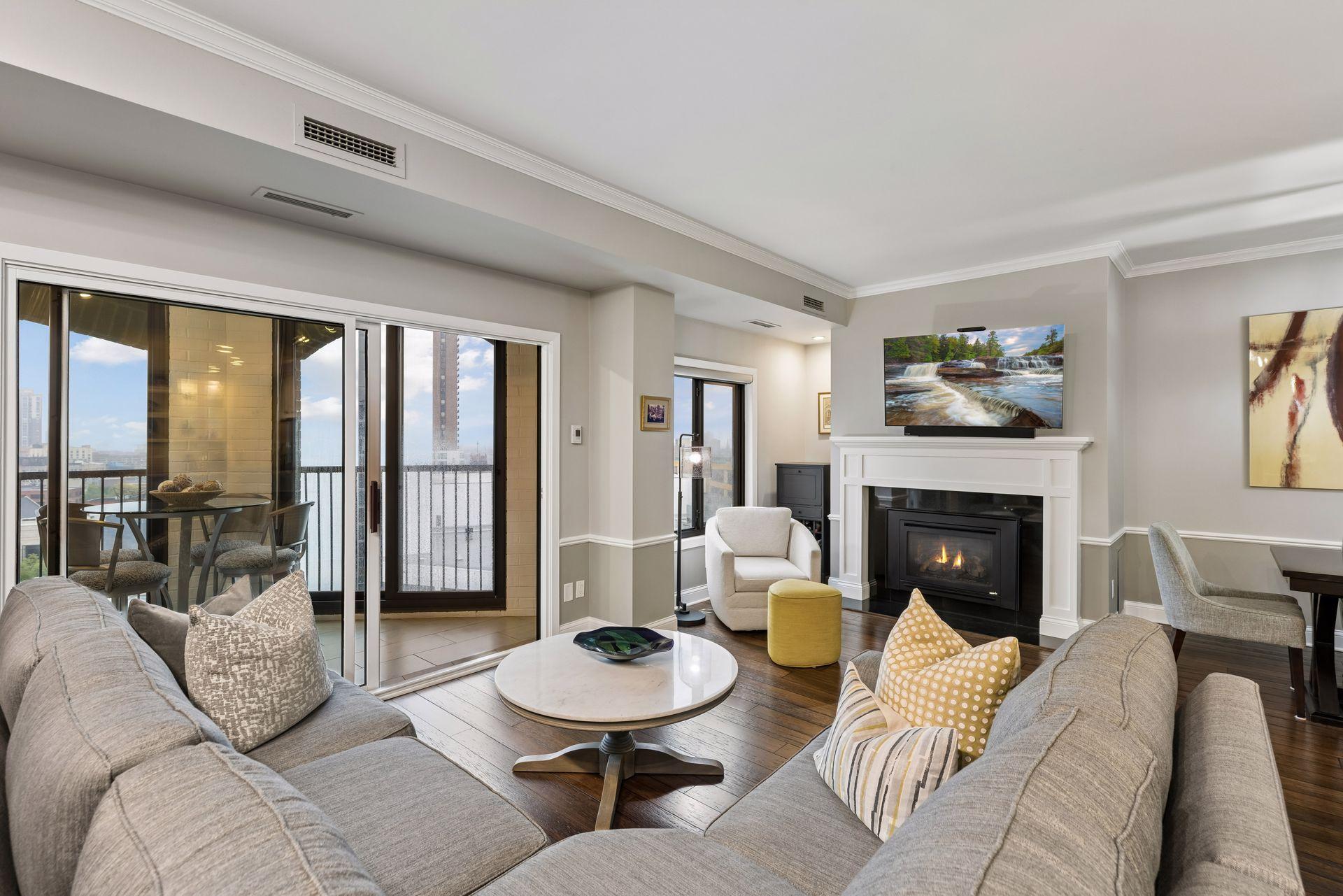 View of Residential at 1235 Yale Place #1307, Minneapolis MN 55403, Minneapolis (6 of 53) - Mike Wilen | Minnesota Team Real Estate