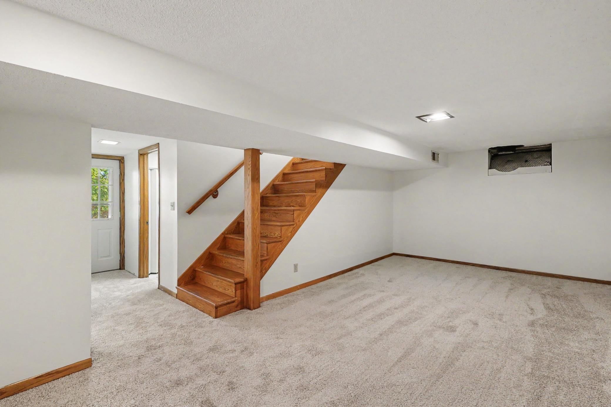 View of Residential at 7286 Clay Avenue, Inver Grove Heights MN 55076, Inver Grove Heights (19 of 27) - Mike Wilen | Minnesota Team Real Estate