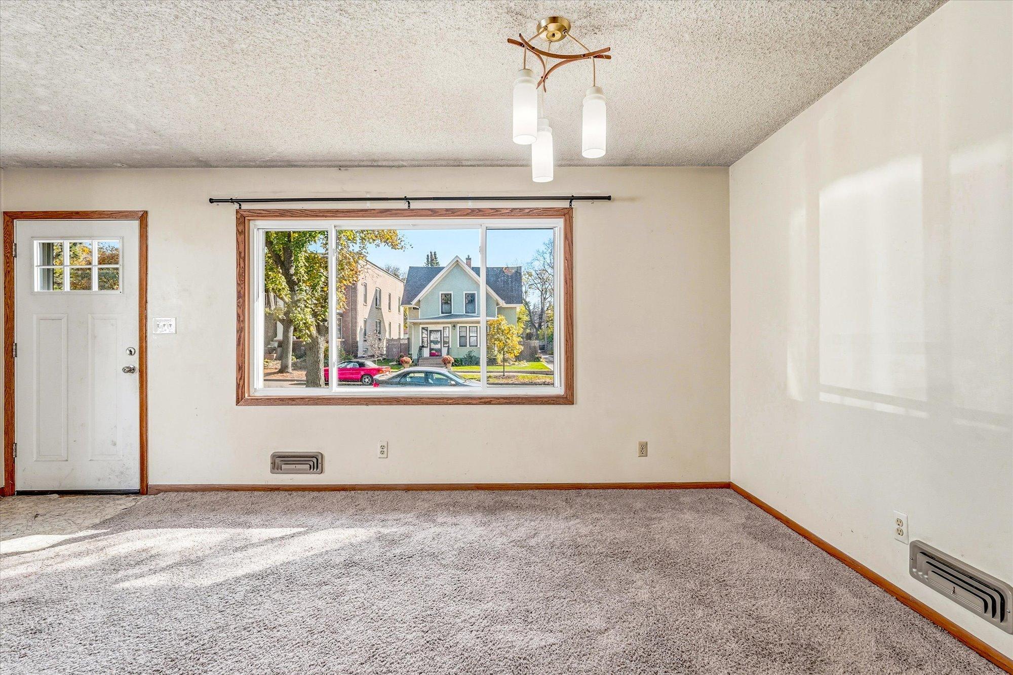 View of Residential at 711 5th Avenue, Minneapolis MN 55414, Minneapolis (13 of 40) - Mike Wilen | Minnesota Team Real Estate