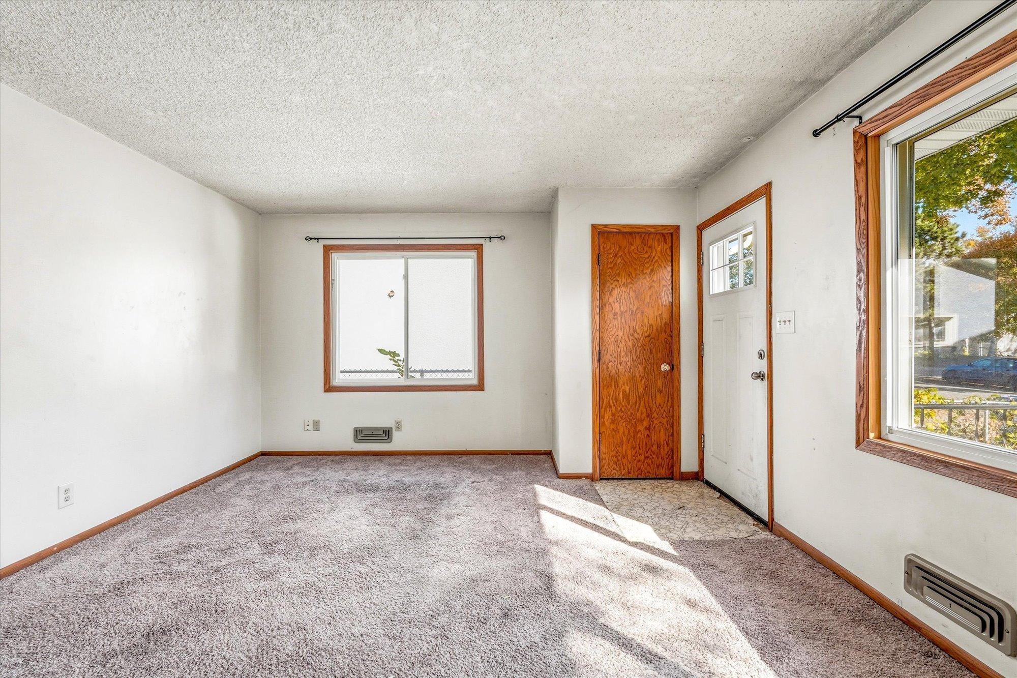 View of Residential at 711 5th Avenue, Minneapolis MN 55414, Minneapolis (8 of 40) - Mike Wilen | Minnesota Team Real Estate