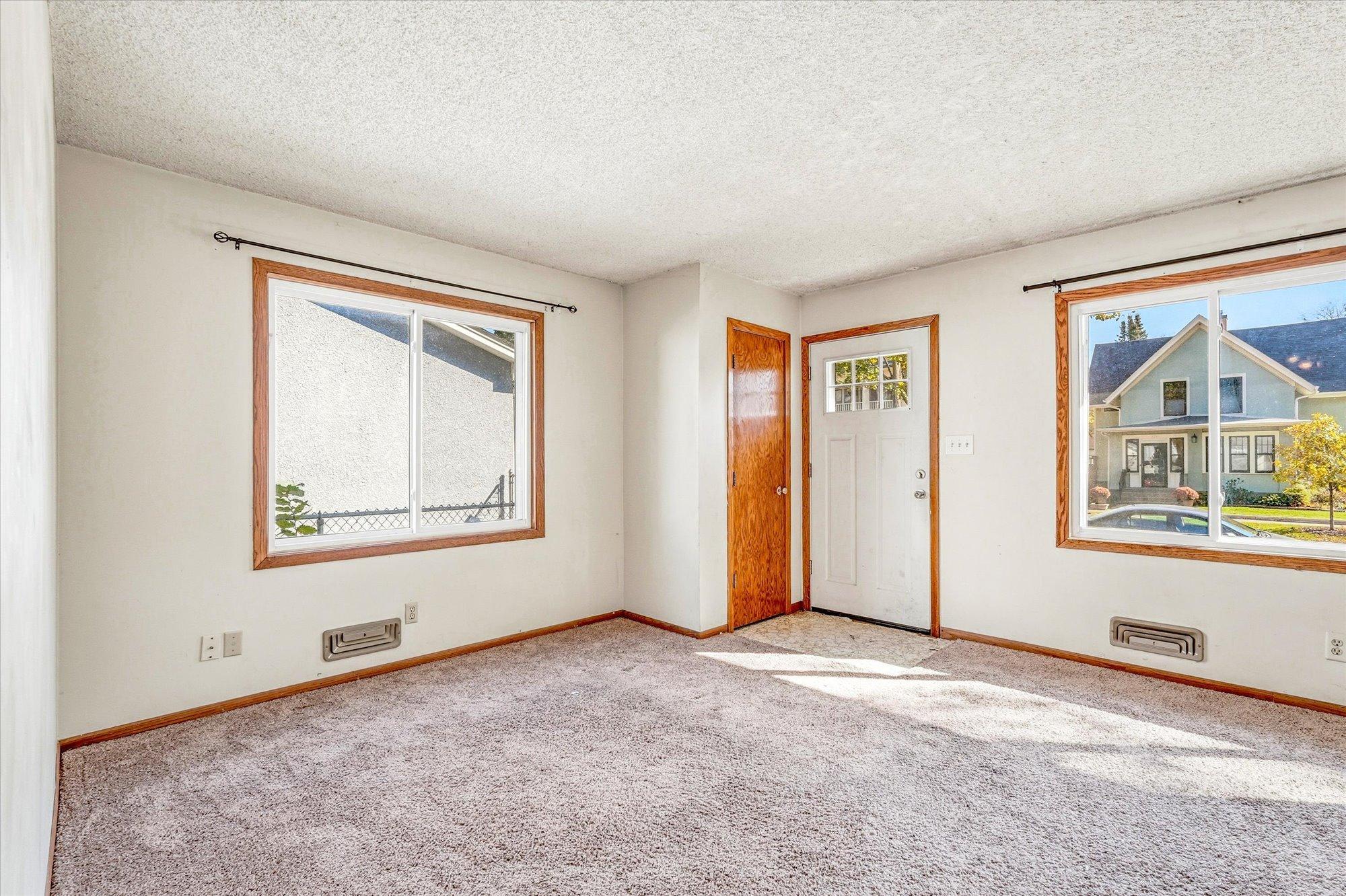 View of Residential at 711 5th Avenue, Minneapolis MN 55414, Minneapolis (7 of 40) - Mike Wilen | Minnesota Team Real Estate