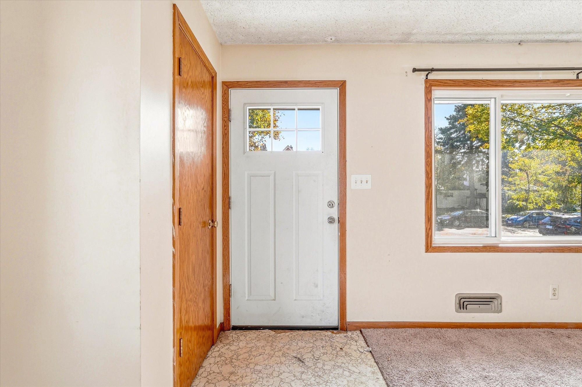View of Residential at 711 5th Avenue, Minneapolis MN 55414, Minneapolis (4 of 40) - Mike Wilen | Minnesota Team Real Estate