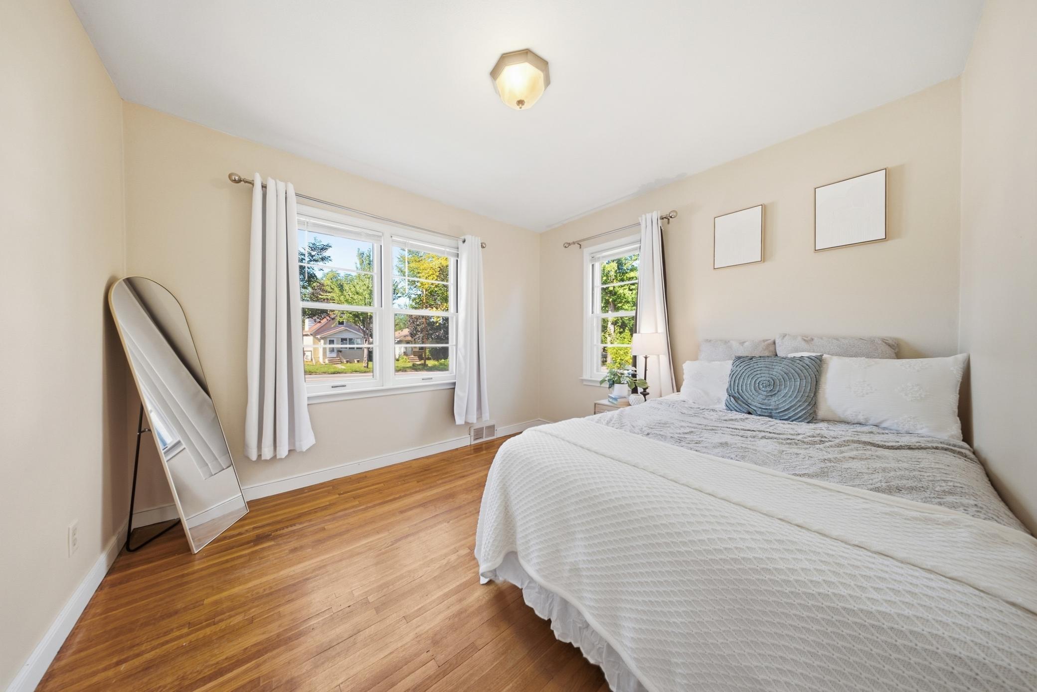 View of Residential at 1446 Dale Street, Saint Paul MN 55117, Saint Paul (11 of 36) - Mike Wilen | Minnesota Team Real Estate
