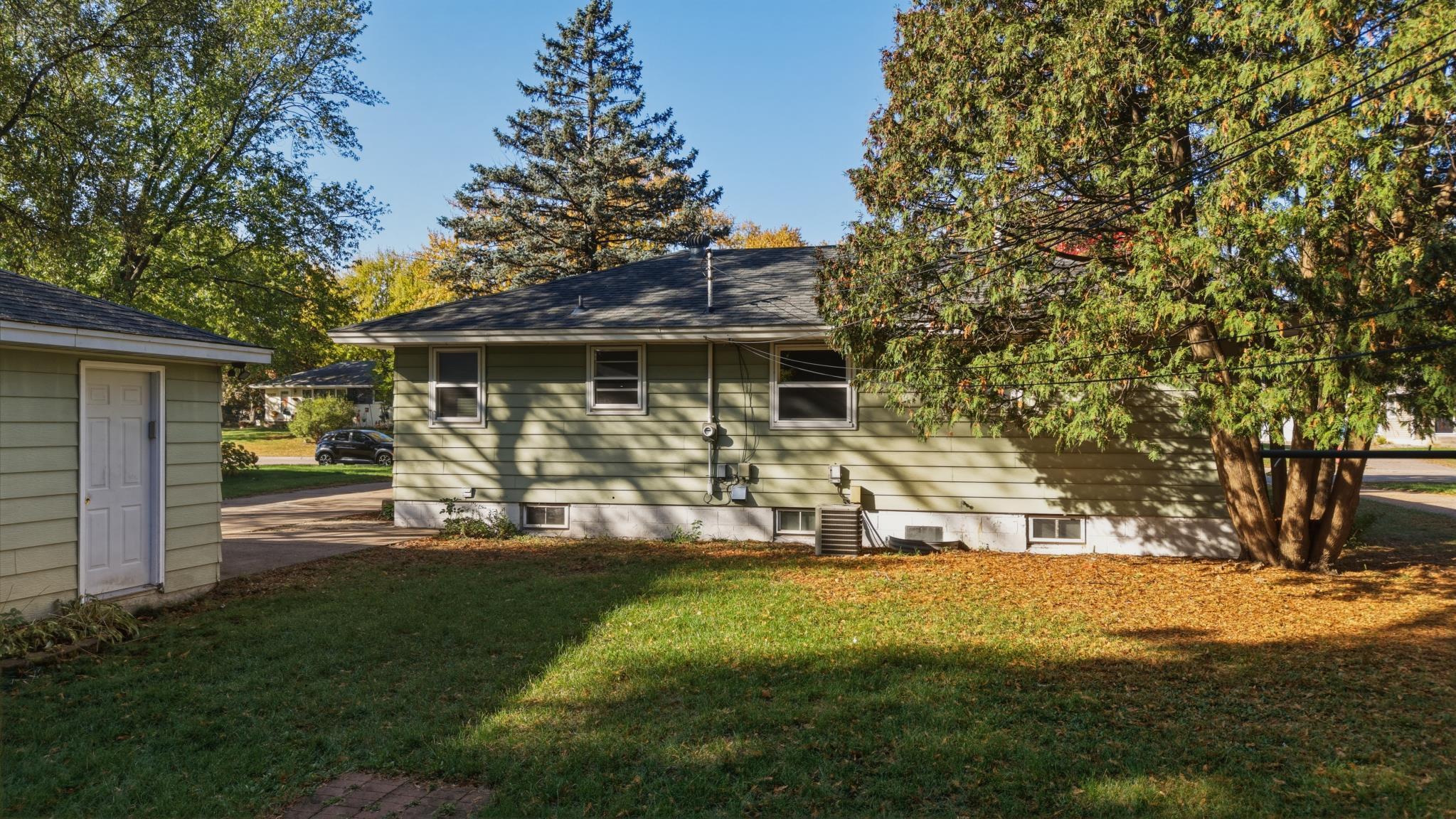 View of Residential at 7018 Drew Avenue, Brooklyn Center MN 55429, Brooklyn Center (5 of 23) - Mike Wilen | Minnesota Team Real Estate