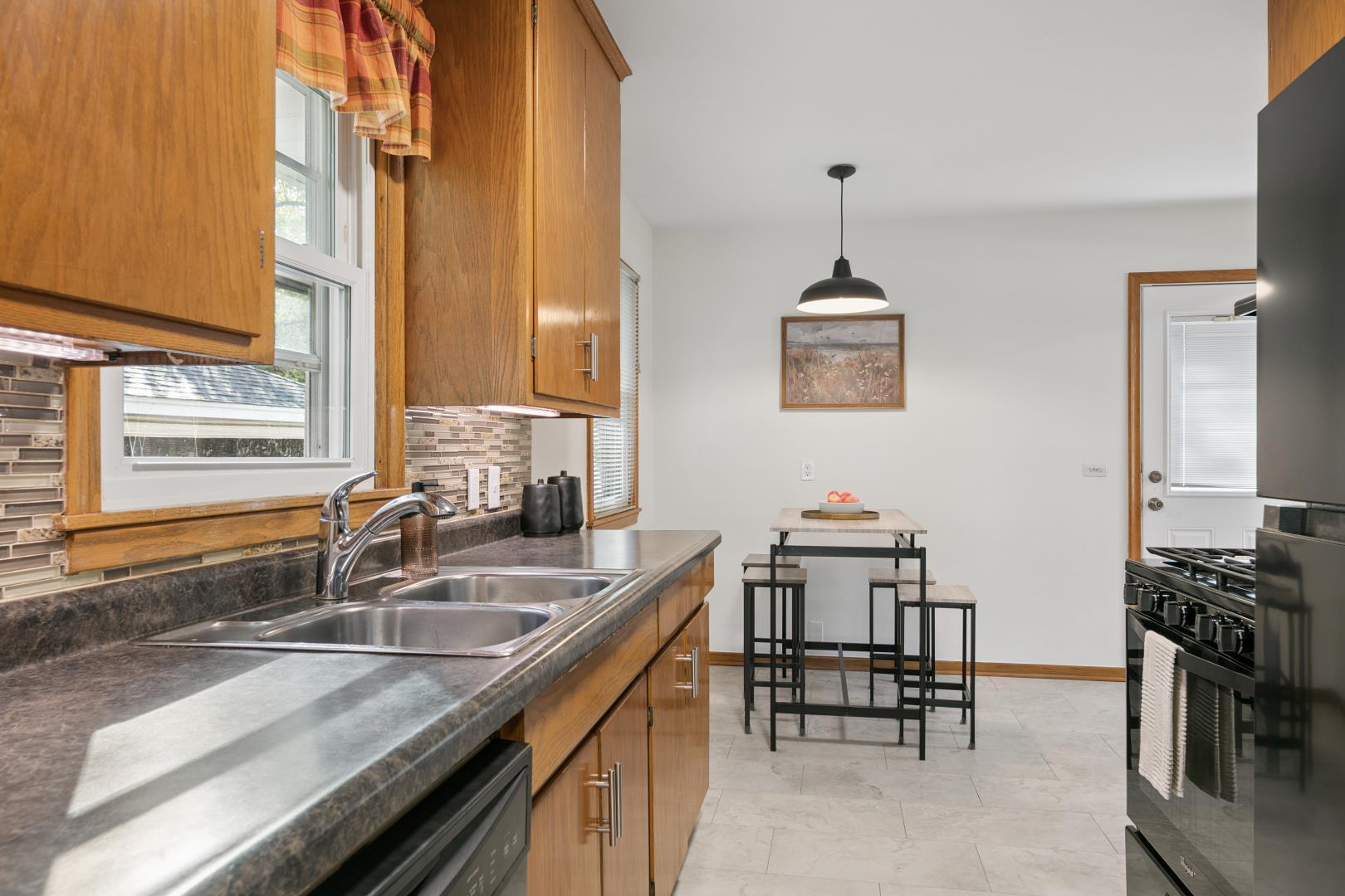 View of Residential at 7018 Drew Avenue, Brooklyn Center MN 55429, Brooklyn Center (9 of 23) - Mike Wilen | Minnesota Team Real Estate