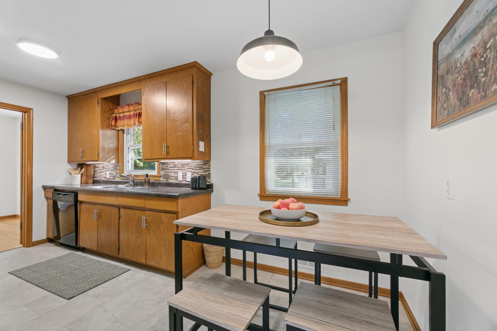 View of Residential at 7018 Drew Avenue, Brooklyn Center MN 55429, Brooklyn Center (10 of 23) - Mike Wilen | Minnesota Team Real Estate
