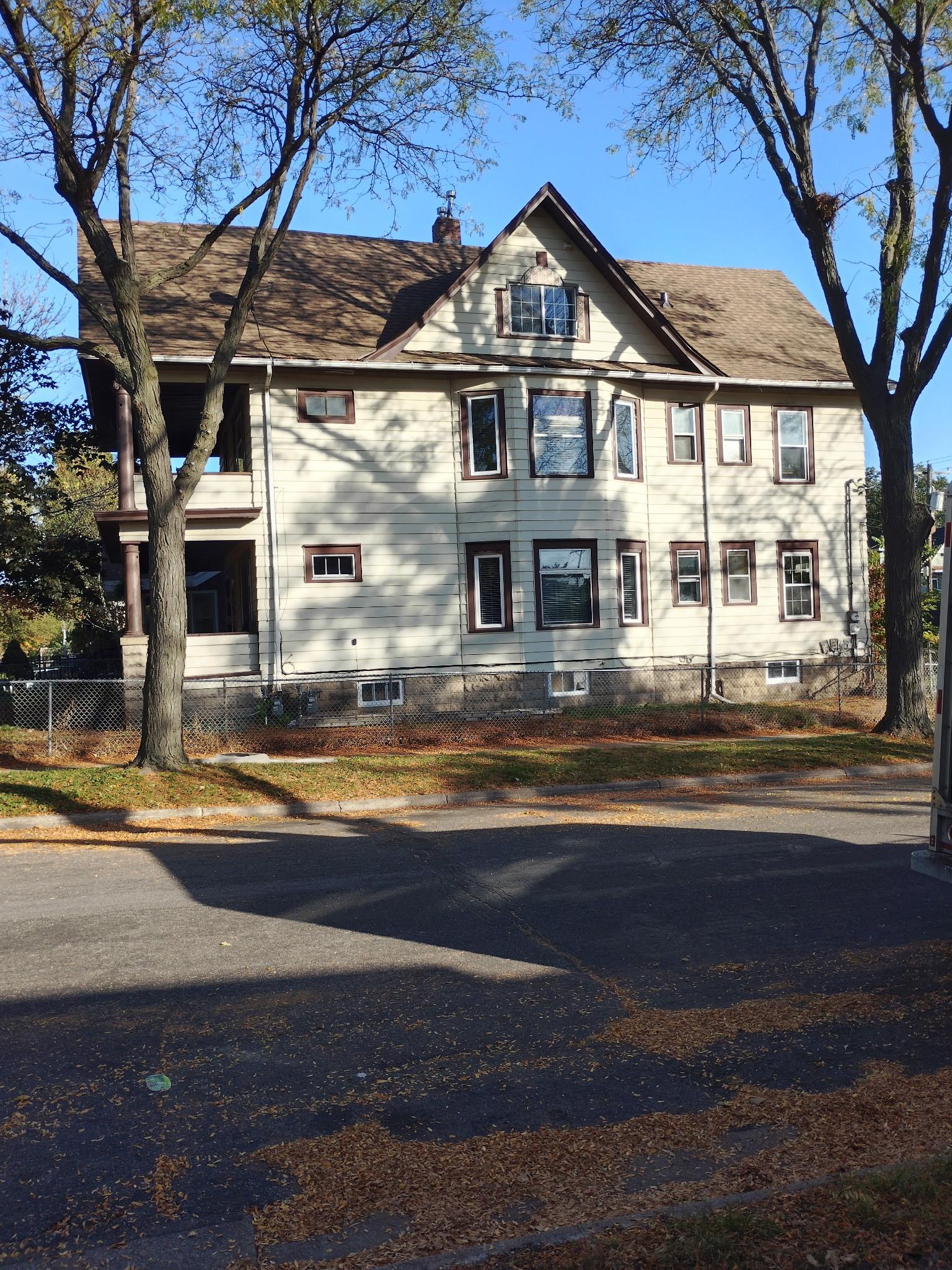 View of Residential Income at 776 Aurora Avenue, Saint Paul MN 55104, Saint Paul (54 of 57) - Mike Wilen | Minnesota Team Real Estate