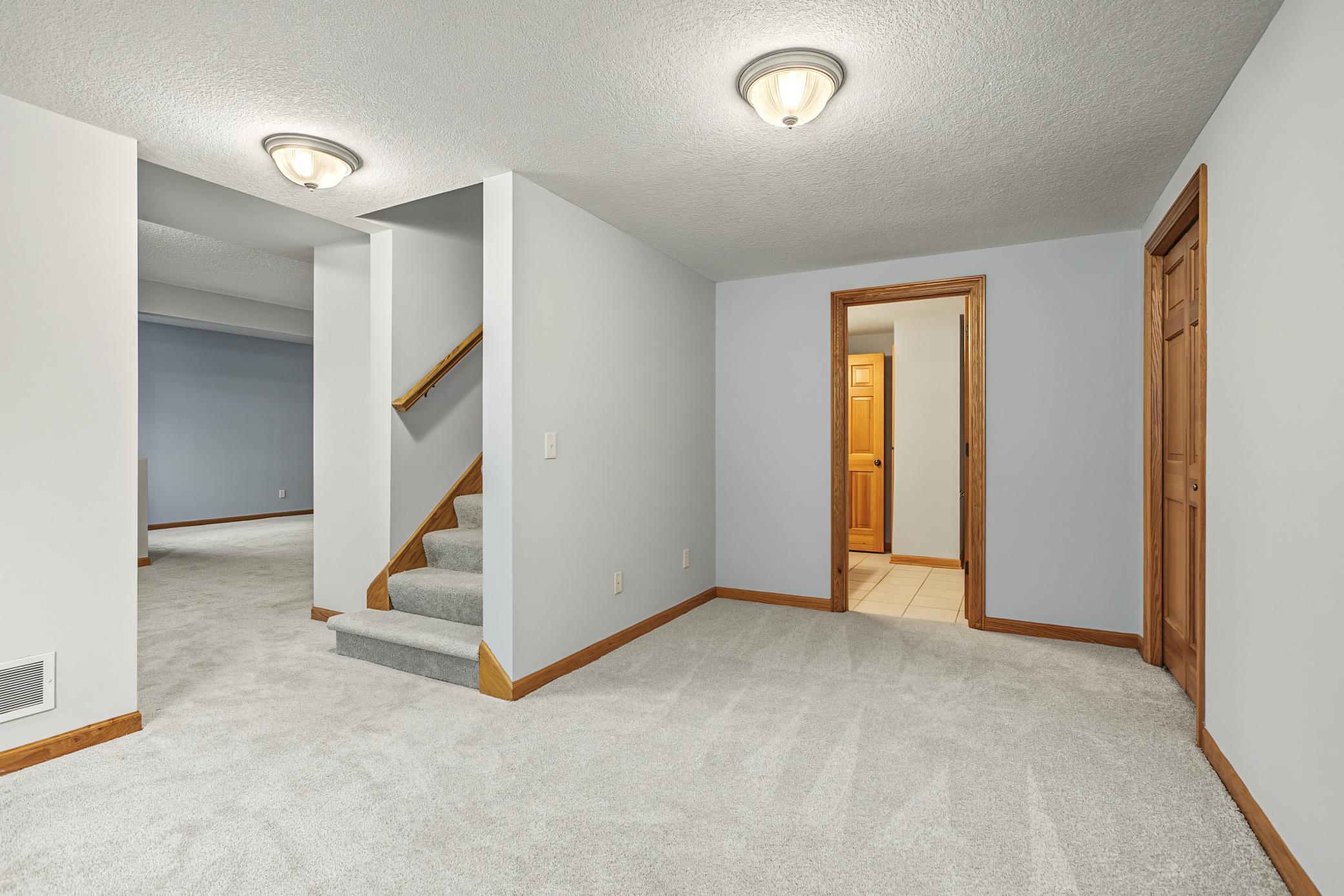 View of Residential at 18134 Jarl Court, Lakeville MN 55044, Lakeville (38 of 57) - Mike Wilen | Minnesota Team Real Estate