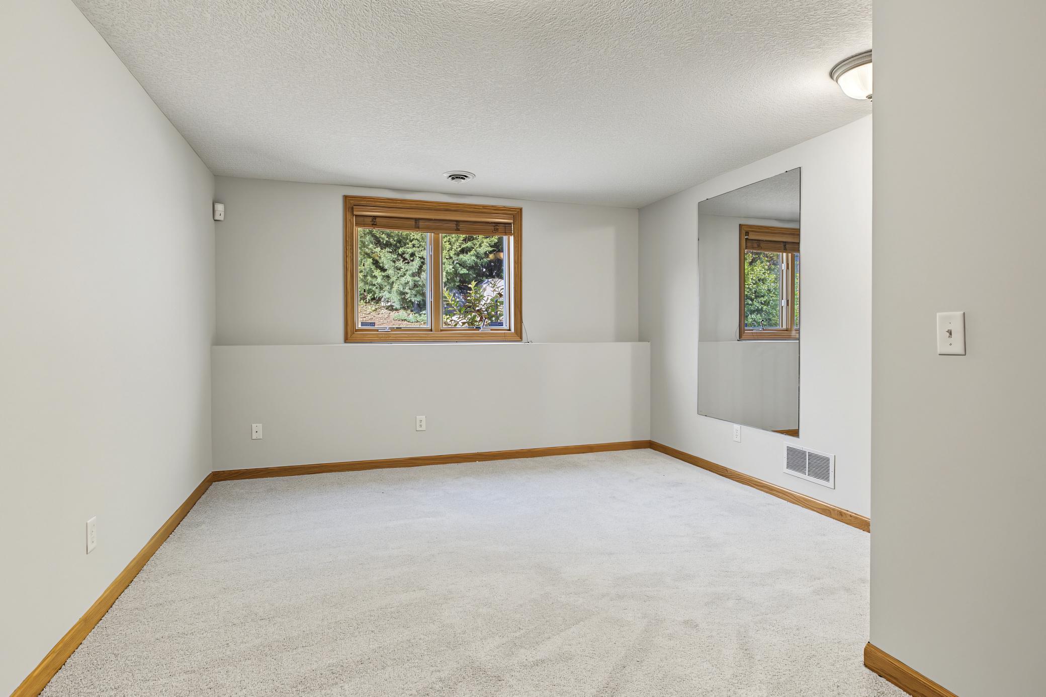 View of Residential at 18134 Jarl Court, Lakeville MN 55044, Lakeville (34 of 57) - Mike Wilen | Minnesota Team Real Estate