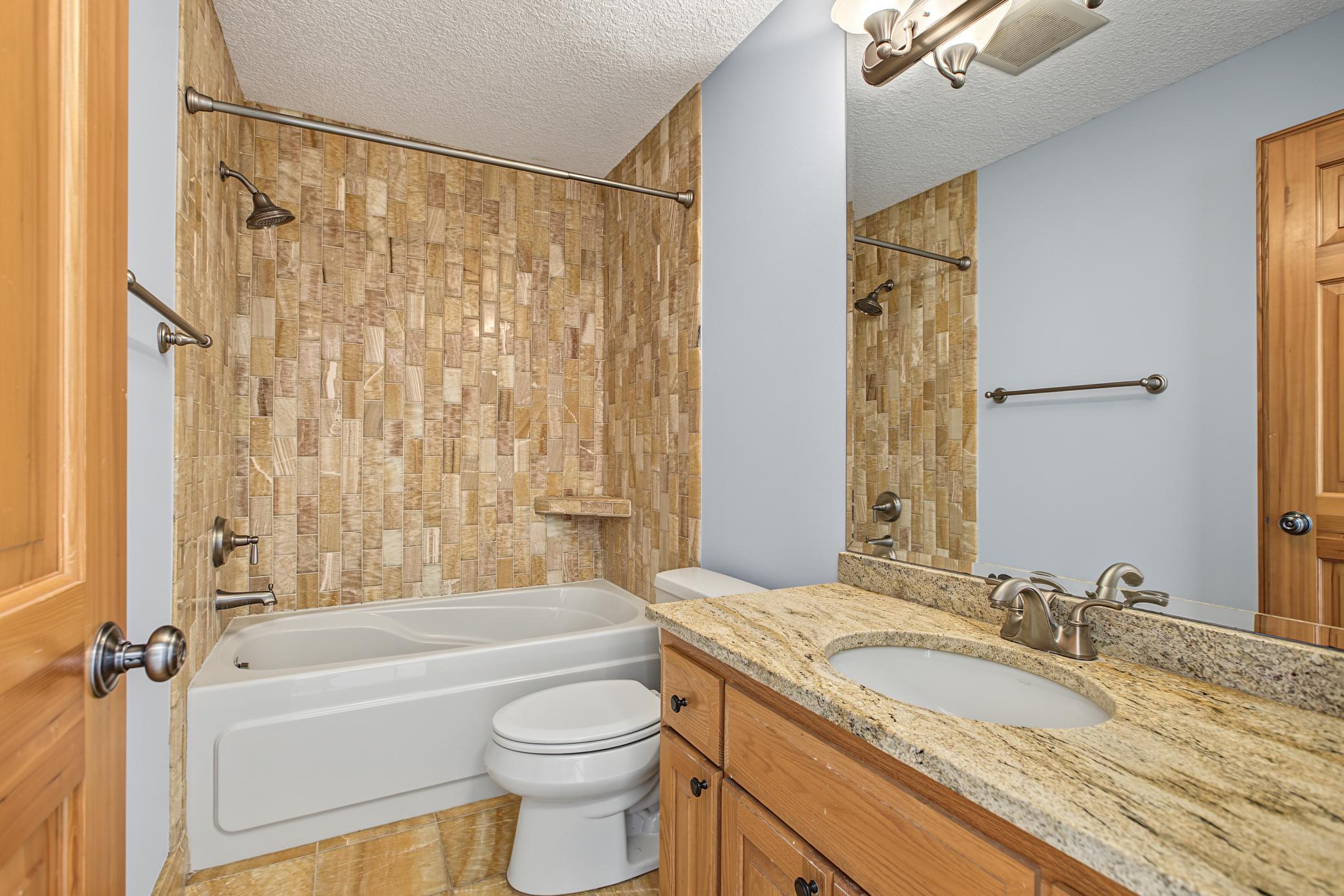 View of Residential at 18134 Jarl Court, Lakeville MN 55044, Lakeville (30 of 57) - Mike Wilen | Minnesota Team Real Estate