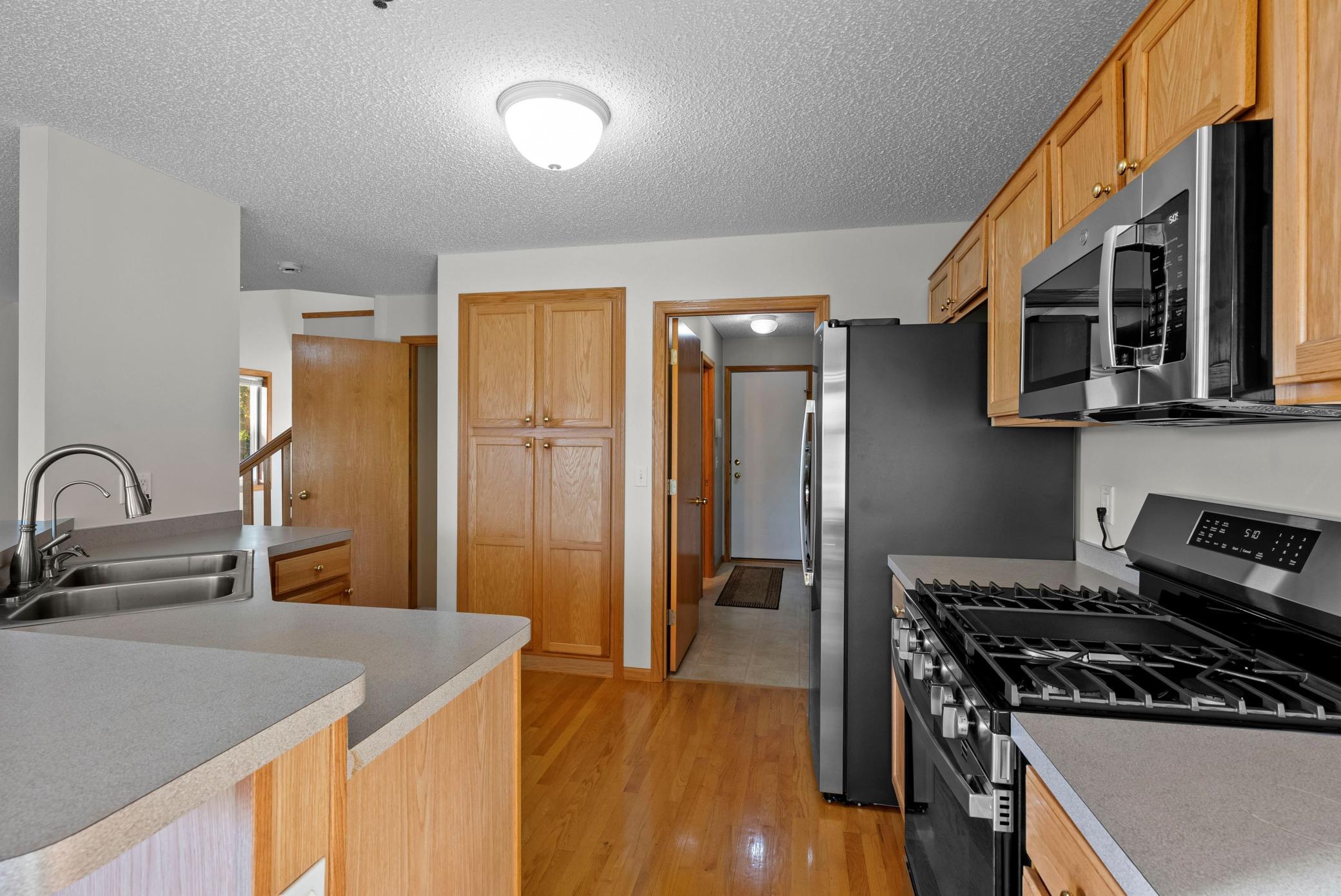 View of Residential at 497 Pleasant Lane, Chaska MN 55318, Chaska (11 of 31) - Mike Wilen | Minnesota Team Real Estate