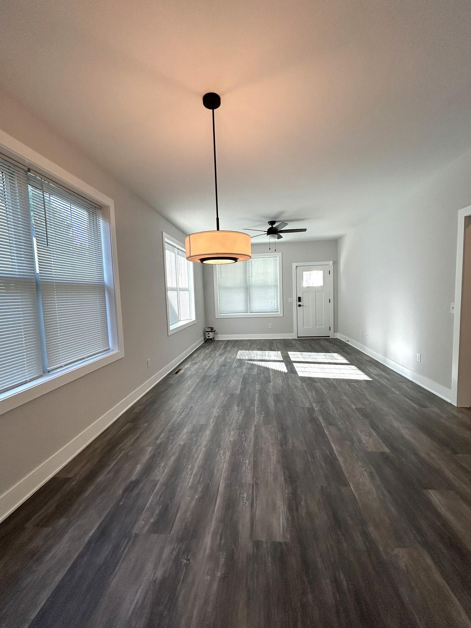 View of Residential at 3334 James Avenue, Minneapolis MN 55412, Minneapolis (10 of 13) - Mike Wilen | Minnesota Team Real Estate