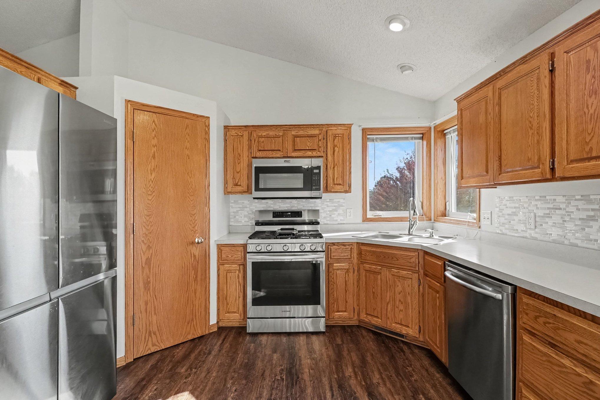 View of Residential at 1108 Ridge Drive, Montgomery MN 56069, Montgomery (7 of 28) - Mike Wilen | Minnesota Team Real Estate
