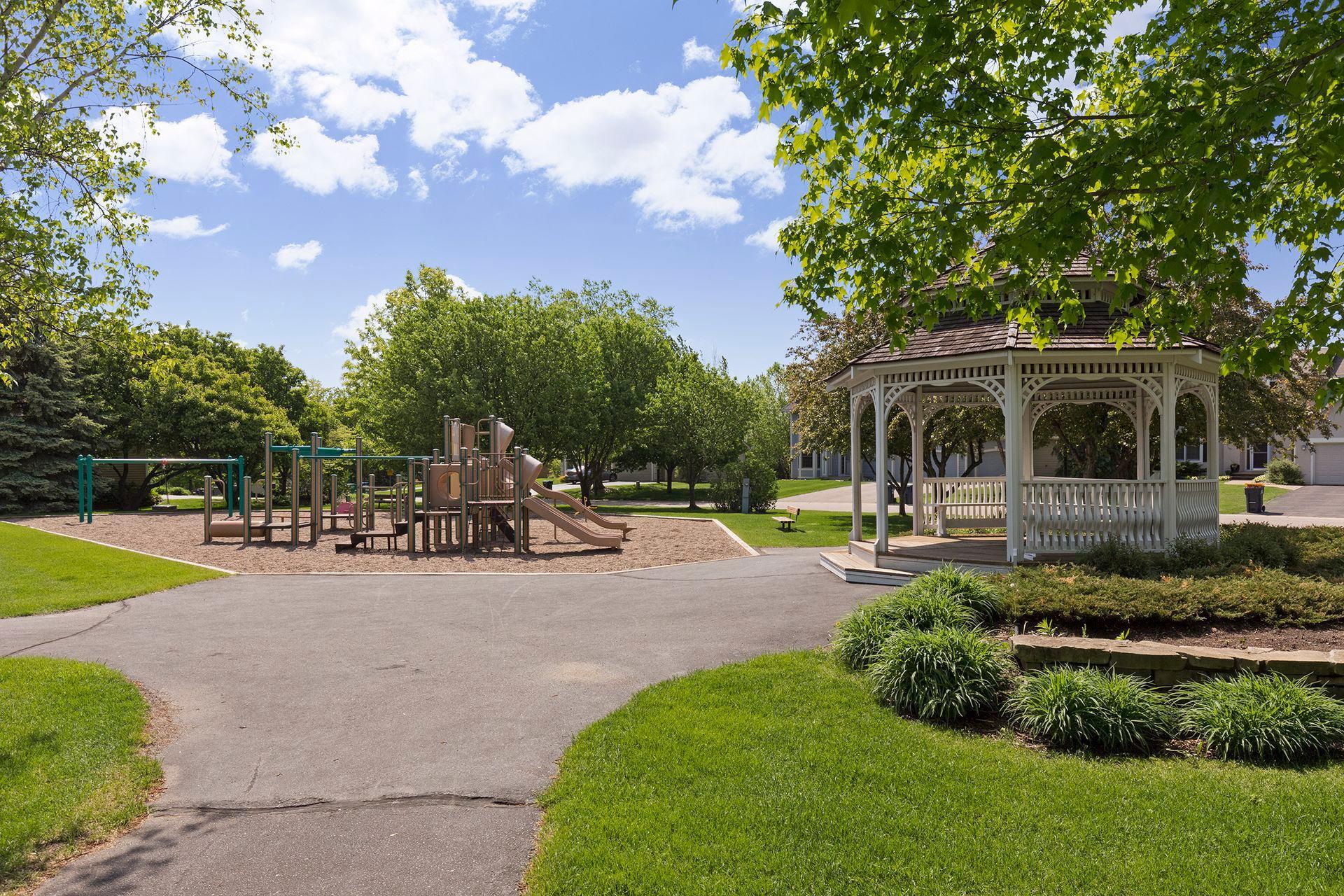 View of Residential at 13988 Dublin Road, Apple Valley MN 55124, Apple Valley (37 of 40) - Mike Wilen | Minnesota Team Real Estate