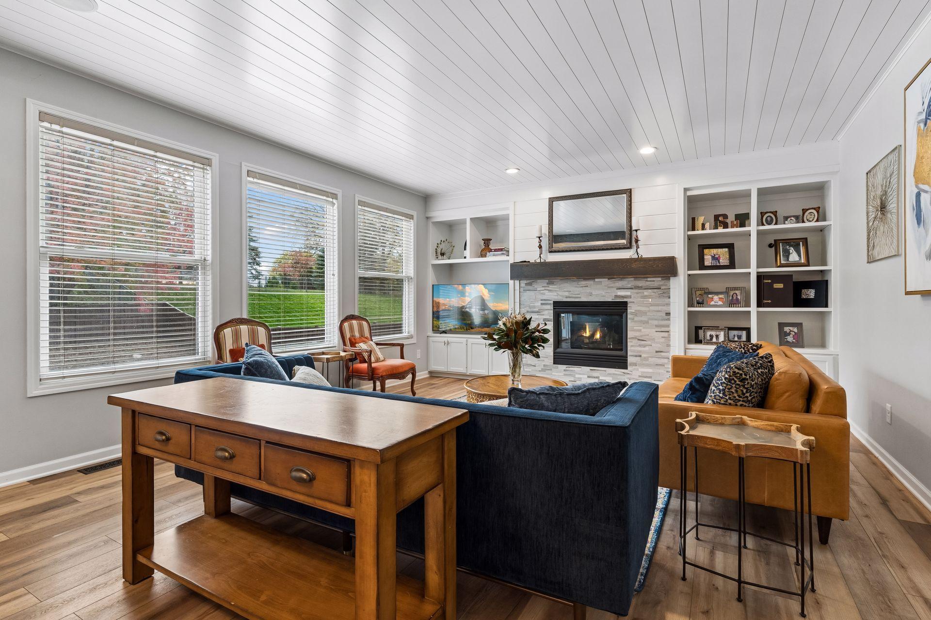 View of Residential at 13988 Dublin Road, Apple Valley MN 55124, Apple Valley (12 of 40) - Mike Wilen | Minnesota Team Real Estate
