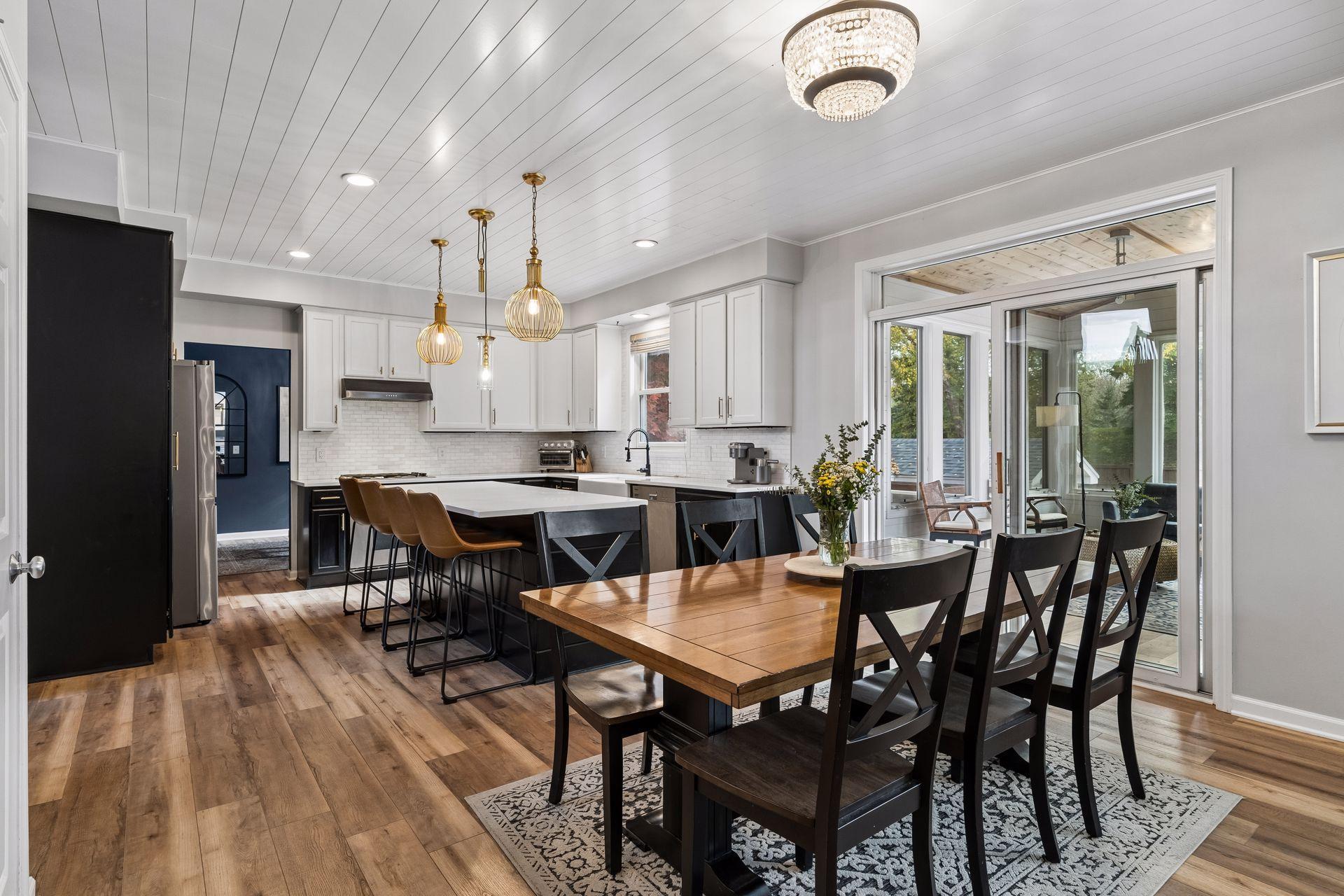 View of Residential at 13988 Dublin Road, Apple Valley MN 55124, Apple Valley (10 of 40) - Mike Wilen | Minnesota Team Real Estate