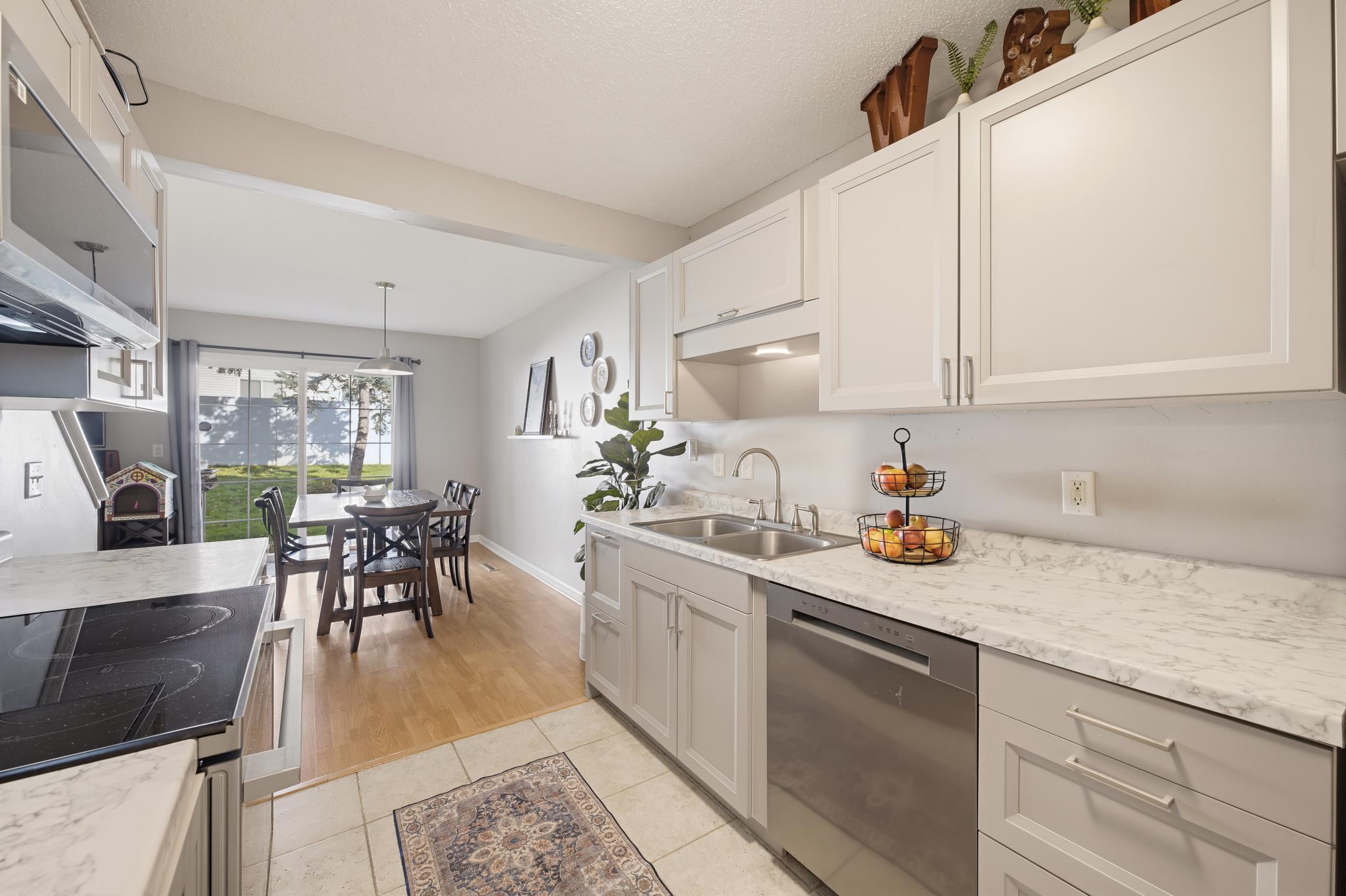 View of Residential at 2260 Williams Drive, Burnsville MN 55337, Burnsville (17 of 35) - Mike Wilen | Minnesota Team Real Estate