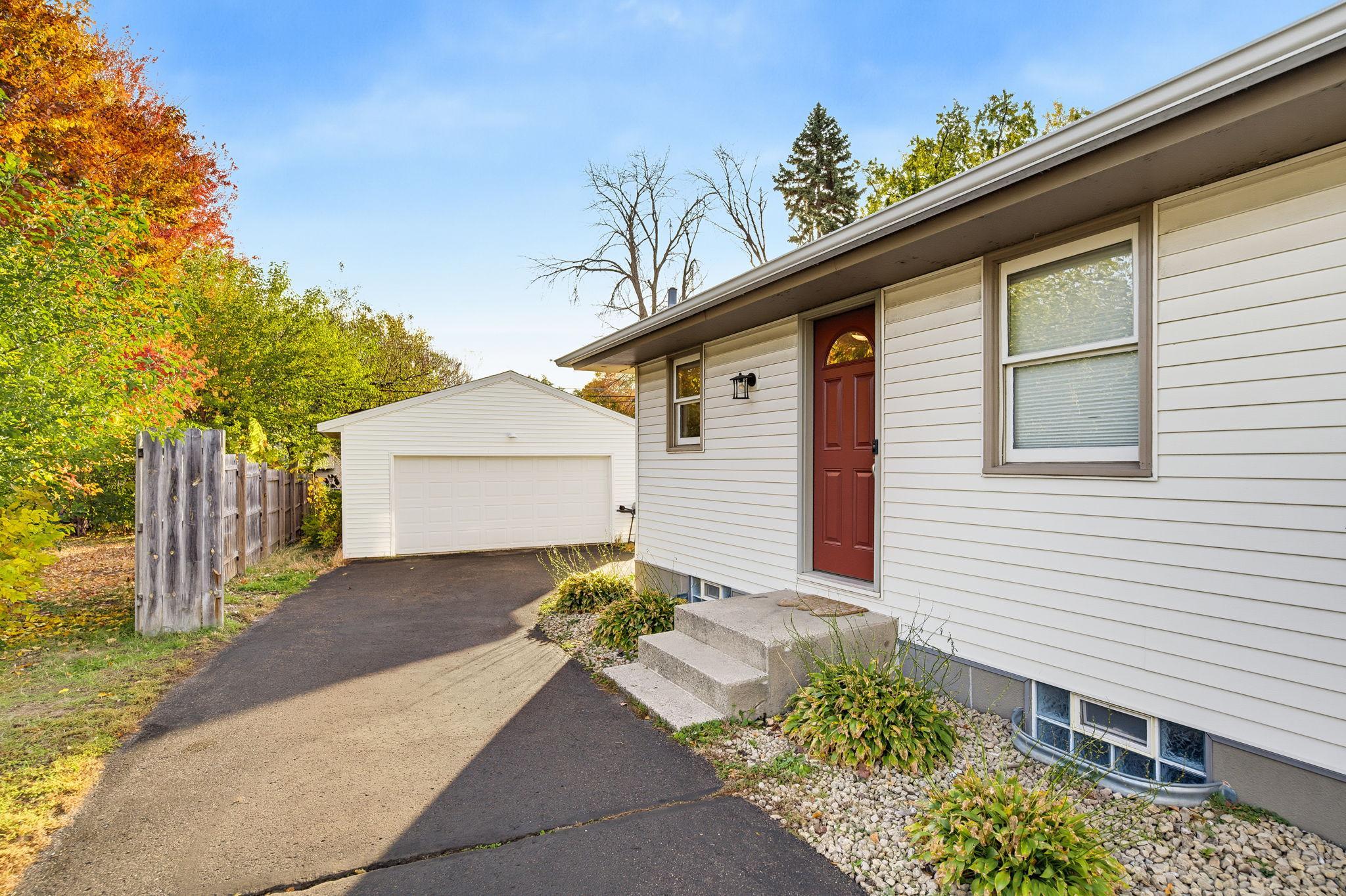 View of Residential at 5149 Horizon Drive, Fridley MN 55421, Fridley (30 of 37) - Mike Wilen | Minnesota Team Real Estate