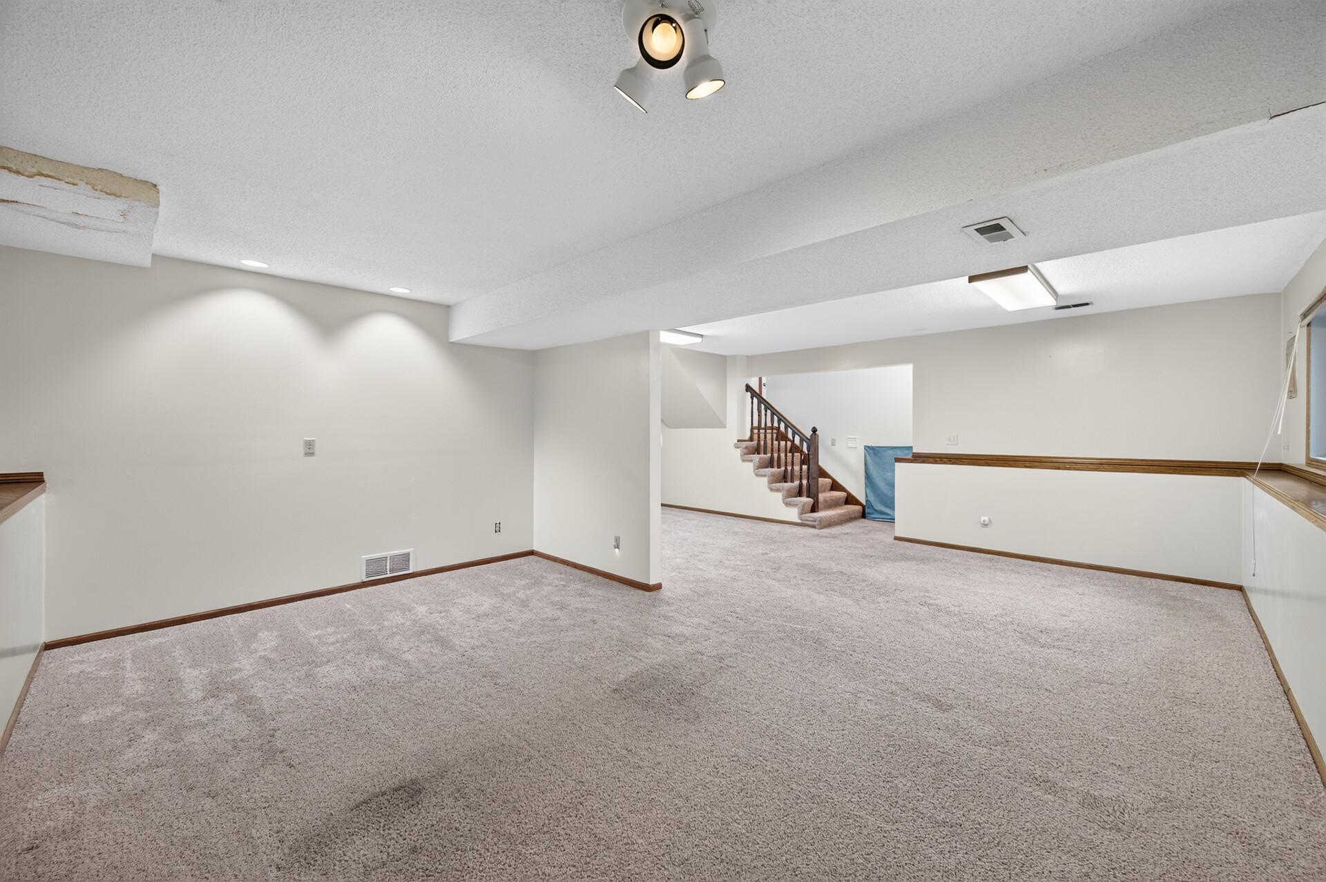 View of Residential at 1890 107th Avenue, Coon Rapids MN 55433, Coon Rapids (16 of 30) - Mike Wilen | Minnesota Team Real Estate