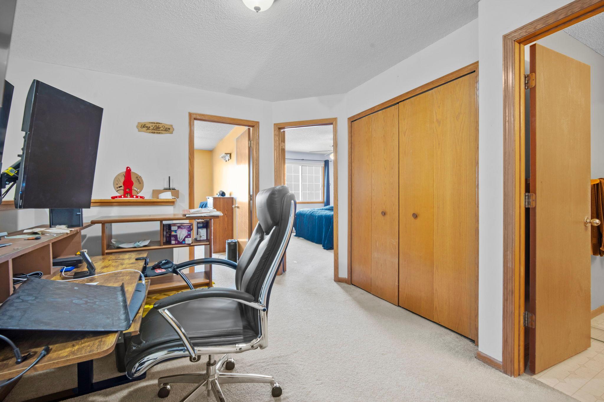 View of Residential at 15551 Garnet Way, Apple Valley MN 55124, Apple Valley (27 of 39) - Mike Wilen | Minnesota Team Real Estate