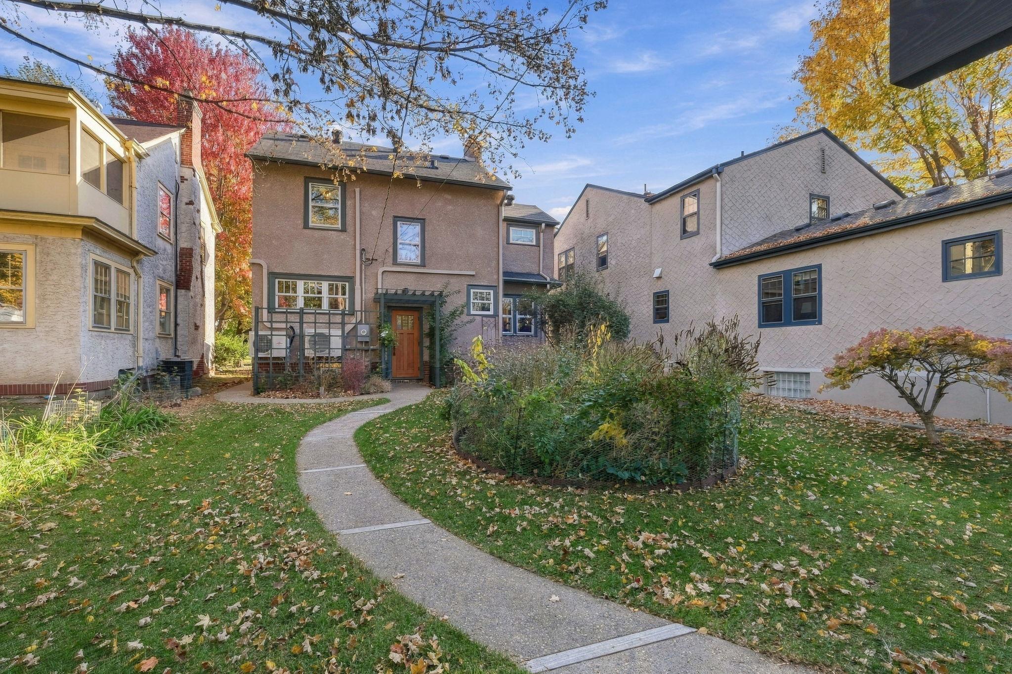 View of Residential at 377 Woodlawn Avenue, Saint Paul MN 55105, Saint Paul (30 of 38) - Mike Wilen | Minnesota Team Real Estate