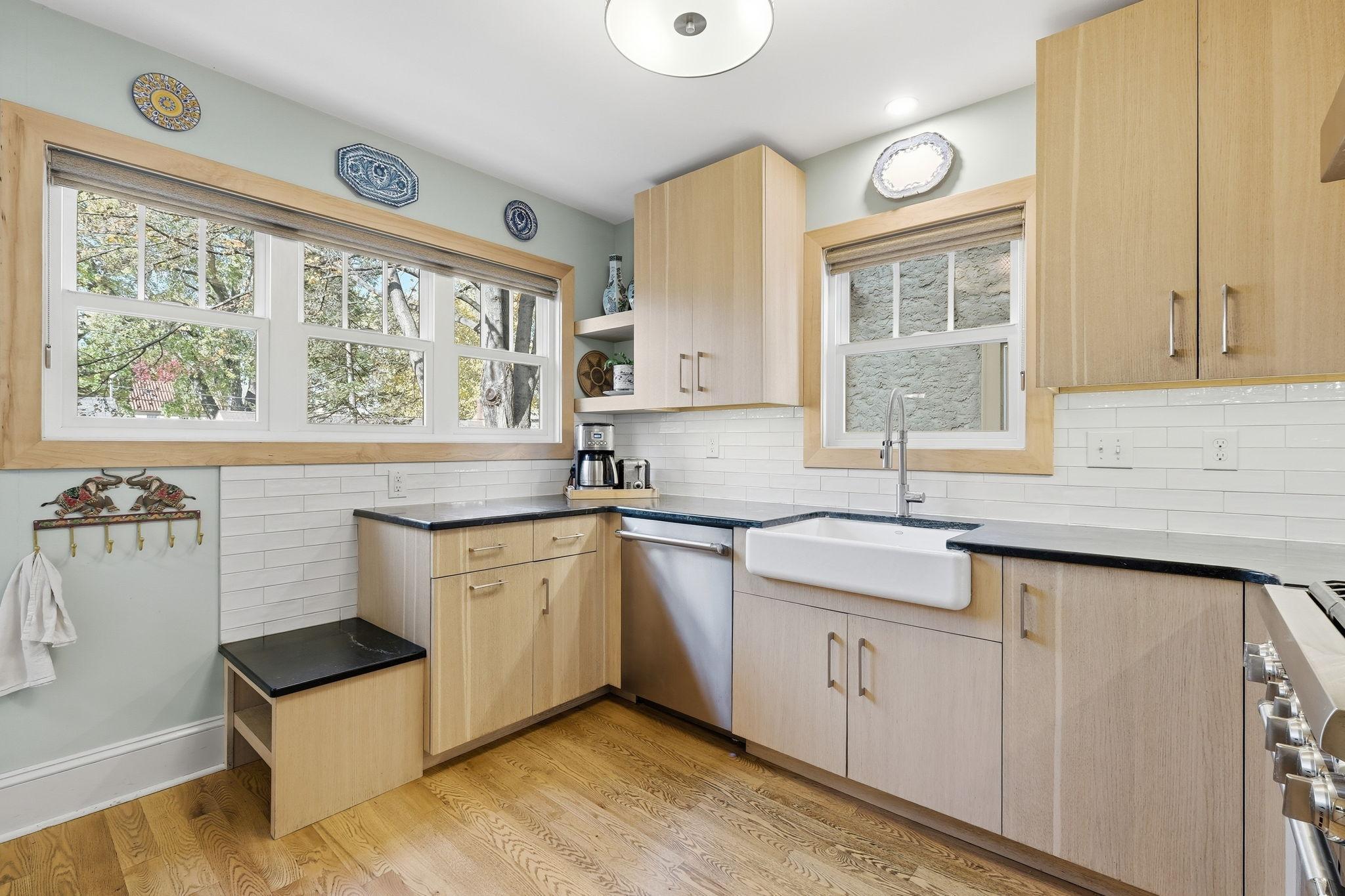 View of Residential at 377 Woodlawn Avenue, Saint Paul MN 55105, Saint Paul (13 of 38) - Mike Wilen | Minnesota Team Real Estate