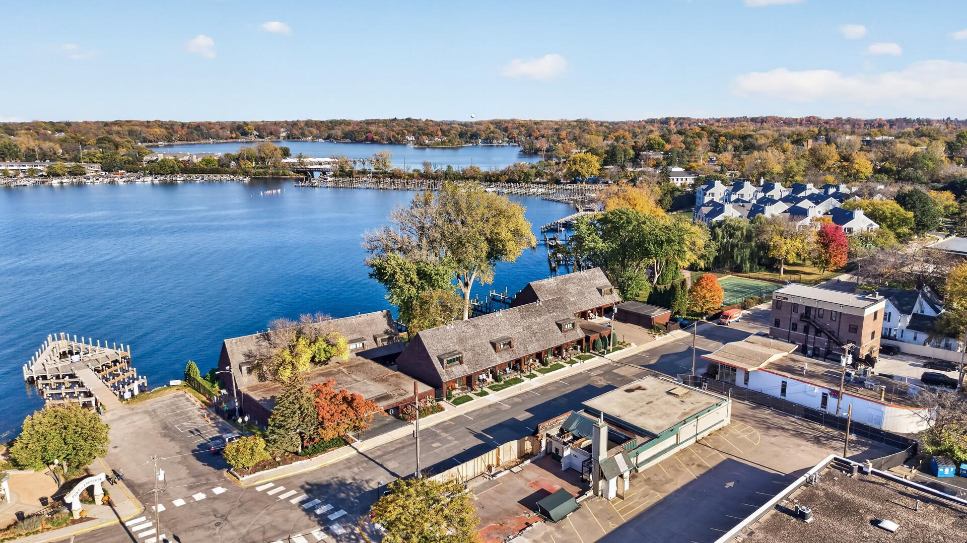 View of (TH) Side x Side at 423 Lake Street, Excelsior - Mike Wilen | Minnesota Team Real Estate