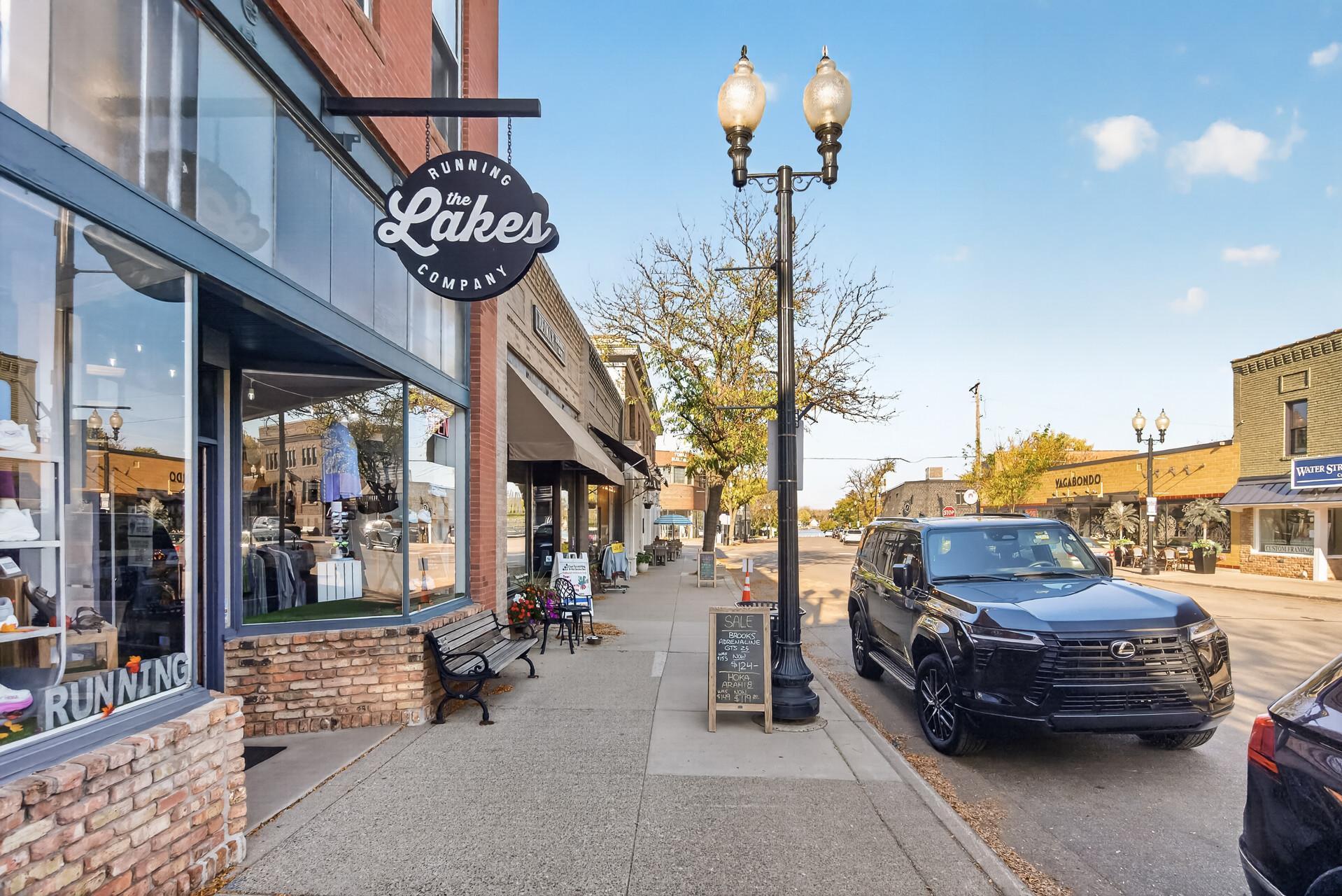 View of Residential at 423 Lake Street, Excelsior MN 55331, Excelsior (38 of 41) - Mike Wilen | Minnesota Team Real Estate