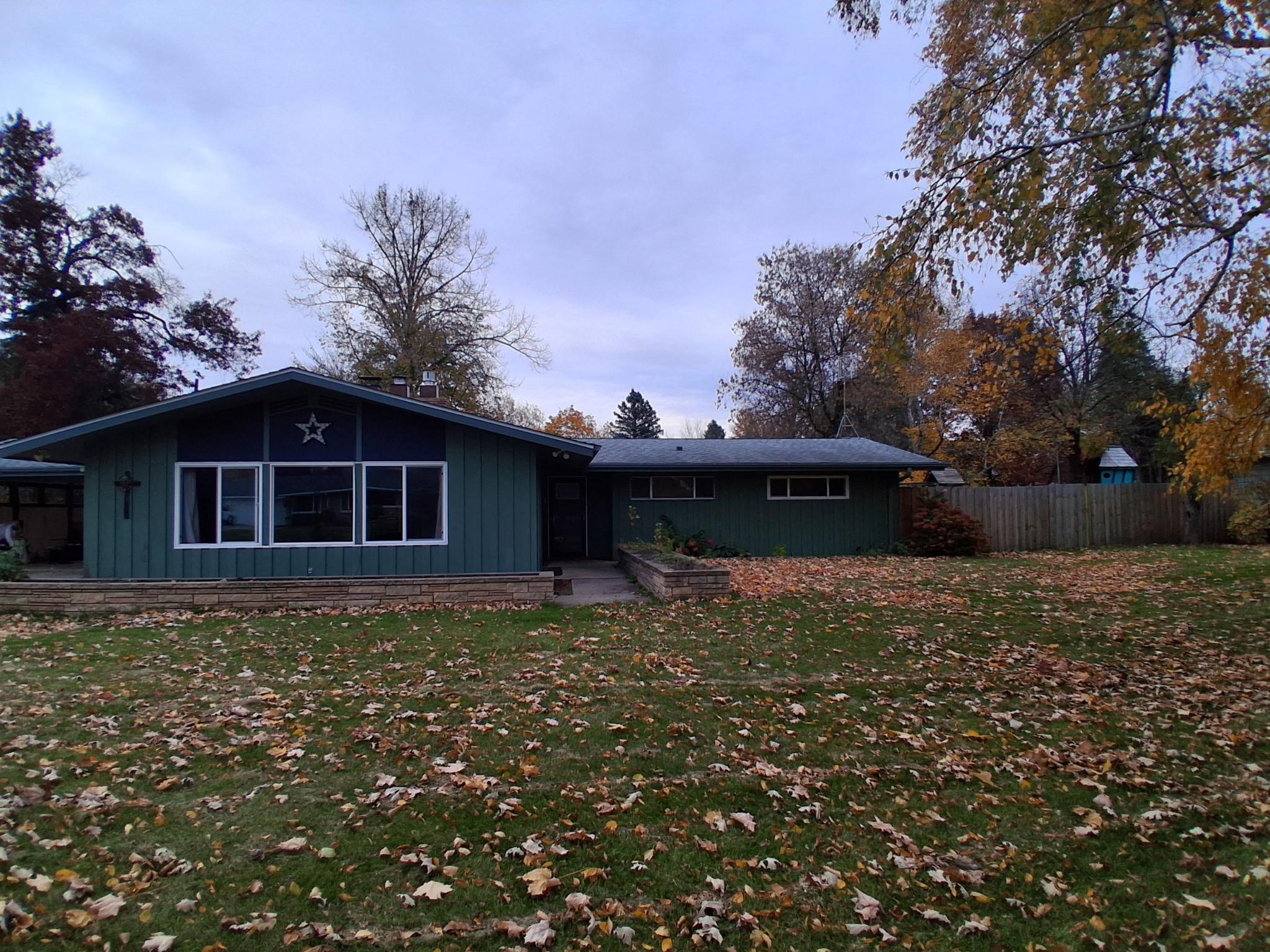 View of Single Family at 832 Birch Street, Cambridge - Mike Wilen | Minnesota Team Real Estate