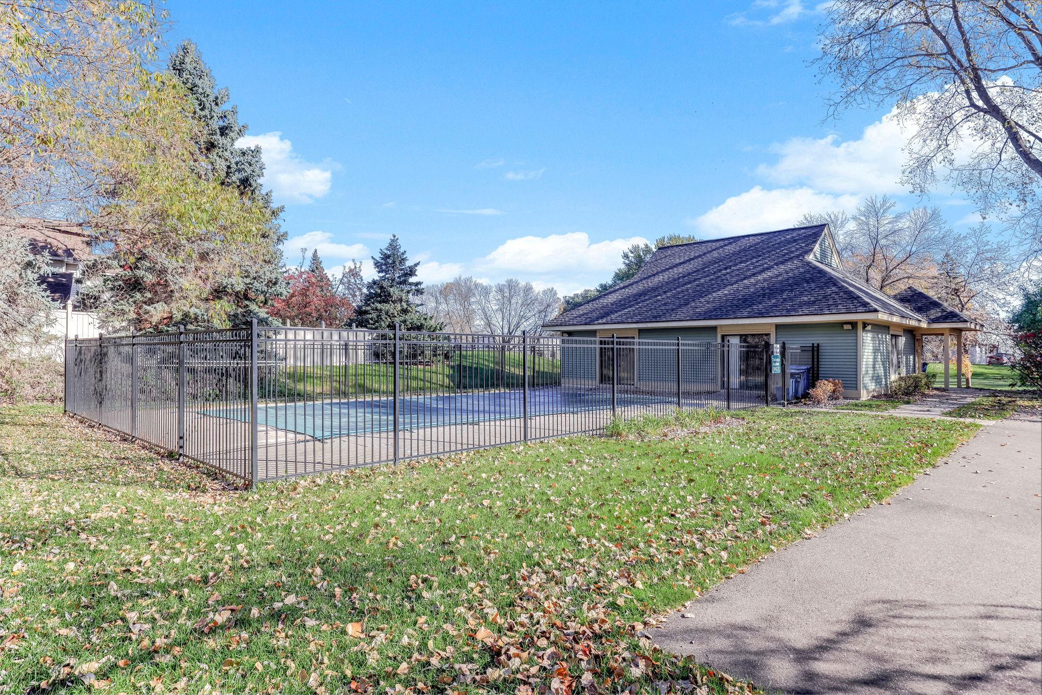 View of Residential at 15725 26th Avenue #C, Plymouth MN 55447, Plymouth (28 of 29) - Mike Wilen | Minnesota Team Real Estate