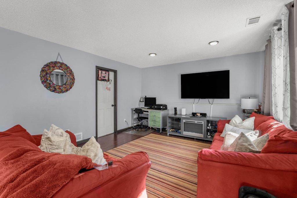 View of Residential at 10560 Robinson Drive, Coon Rapids MN 55433, Coon Rapids (24 of 27) - Mike Wilen | Minnesota Team Real Estate