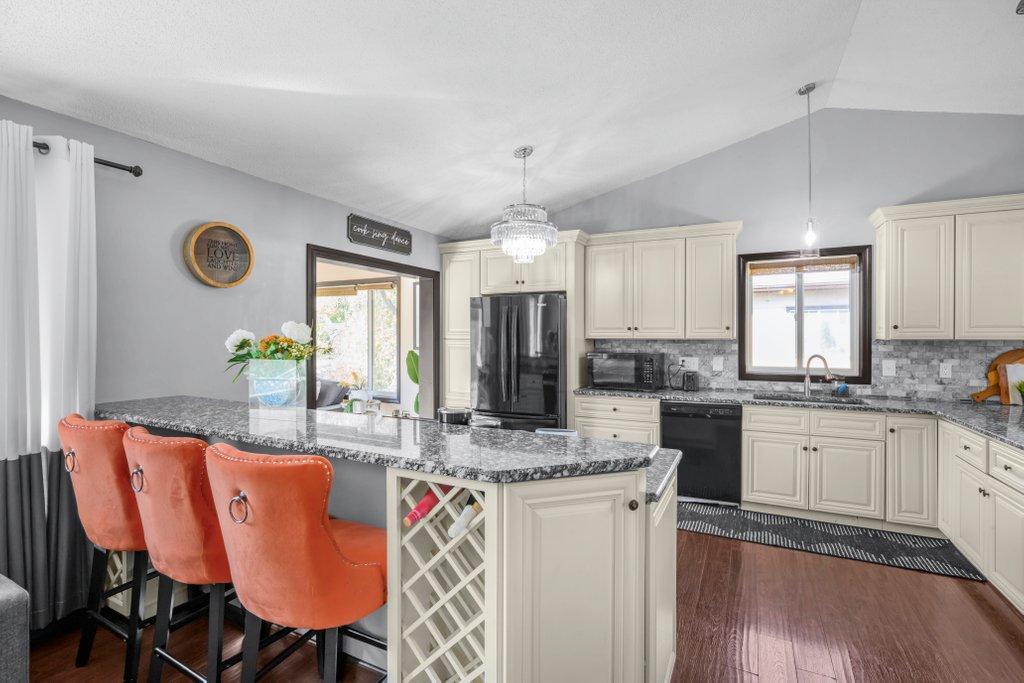 View of Residential at 10560 Robinson Drive, Coon Rapids MN 55433, Coon Rapids (14 of 27) - Mike Wilen | Minnesota Team Real Estate