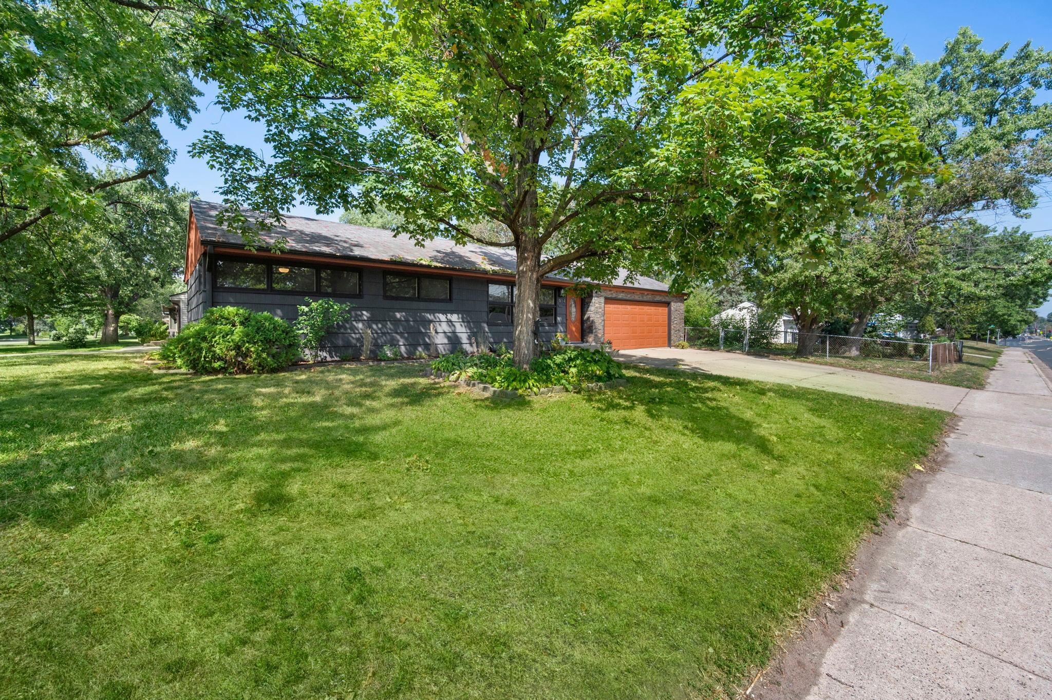 View of Residential at 914 82nd Street, Bloomington MN 55420, Bloomington (3 of 73) - Mike Wilen | Minnesota Team Real Estate