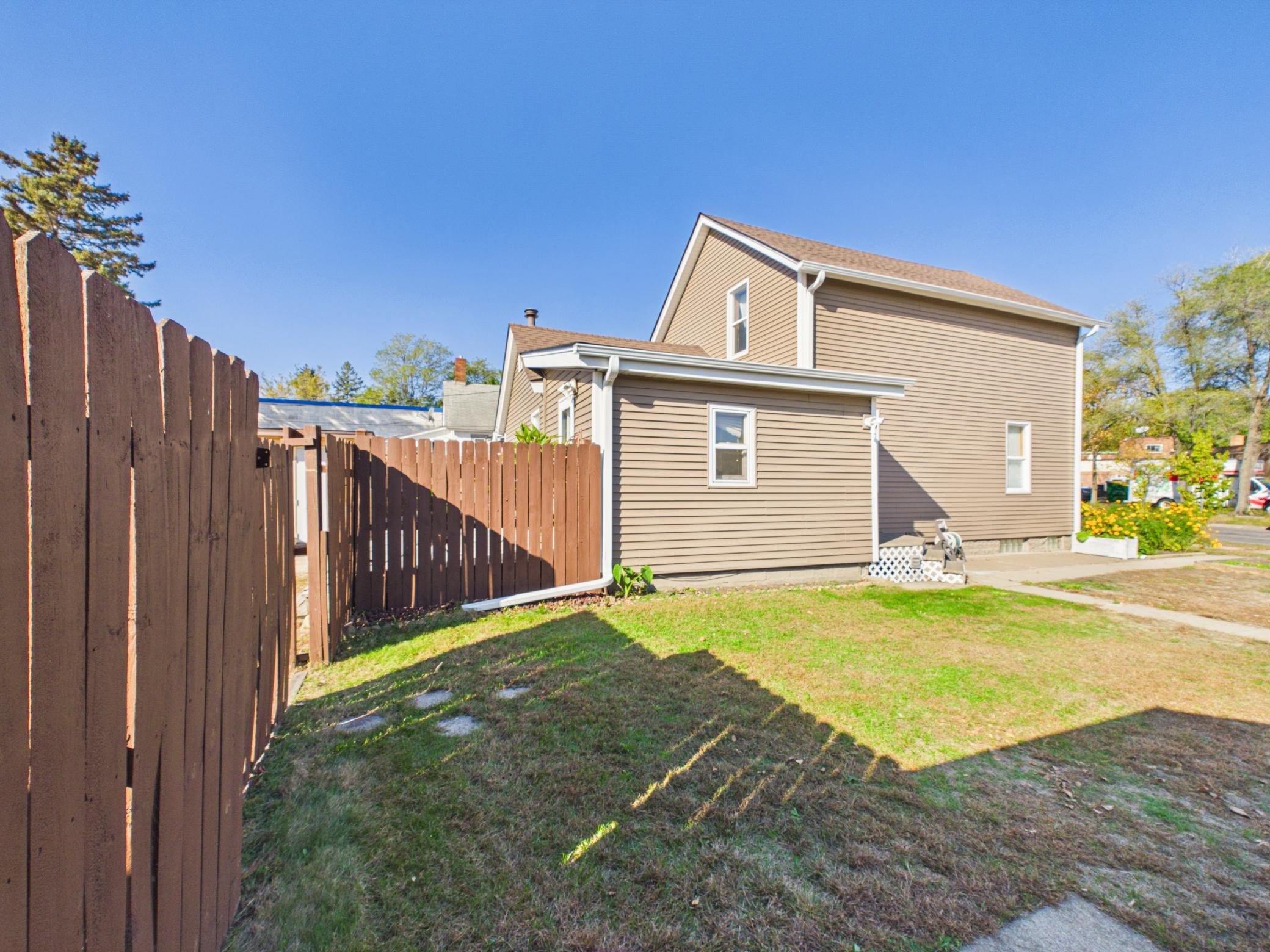 View of Residential at 560 Burgess Street, Saint Paul MN 55103, Saint Paul (42 of 47) - Mike Wilen | Minnesota Team Real Estate