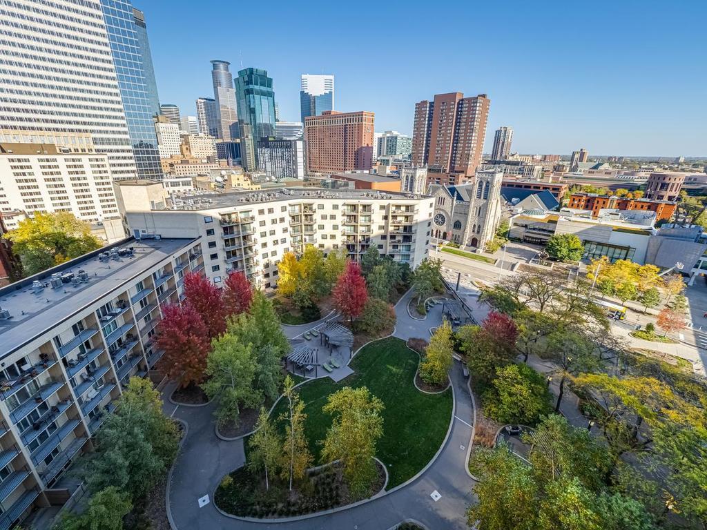 View of Residential at 1225 Lasalle Avenue #1503, Minneapolis MN 55403, Minneapolis (2 of 40) - Mike Wilen | Minnesota Team Real Estate