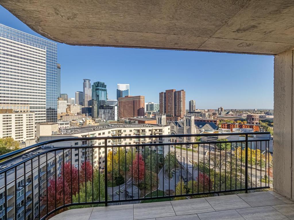View of Residential at 1225 Lasalle Avenue #1503, Minneapolis MN 55403, Minneapolis (27 of 40) - Mike Wilen | Minnesota Team Real Estate