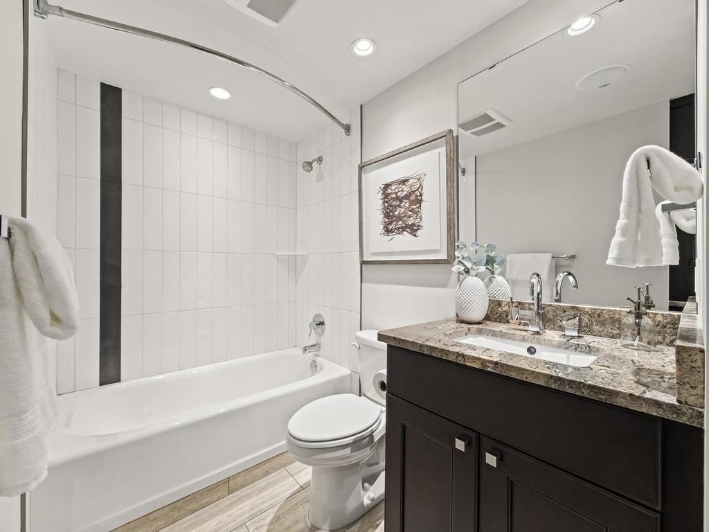 View of Residential at 1225 Lasalle Avenue #1503, Minneapolis MN 55403, Minneapolis (22 of 40) - Mike Wilen | Minnesota Team Real Estate