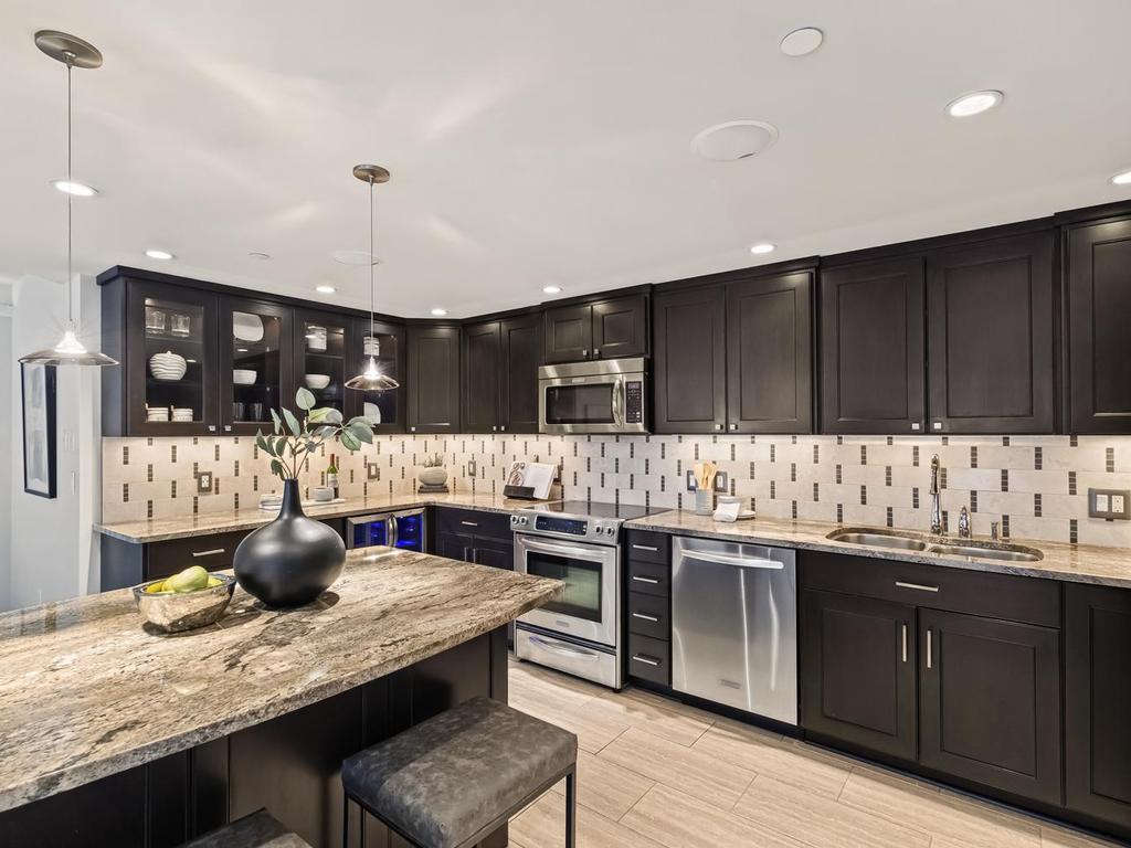 View of (CC) High Rise (4+ Levels) at 1225 Lasalle Avenue, Minneapolis - Mike Wilen | Minnesota Team Real Estate