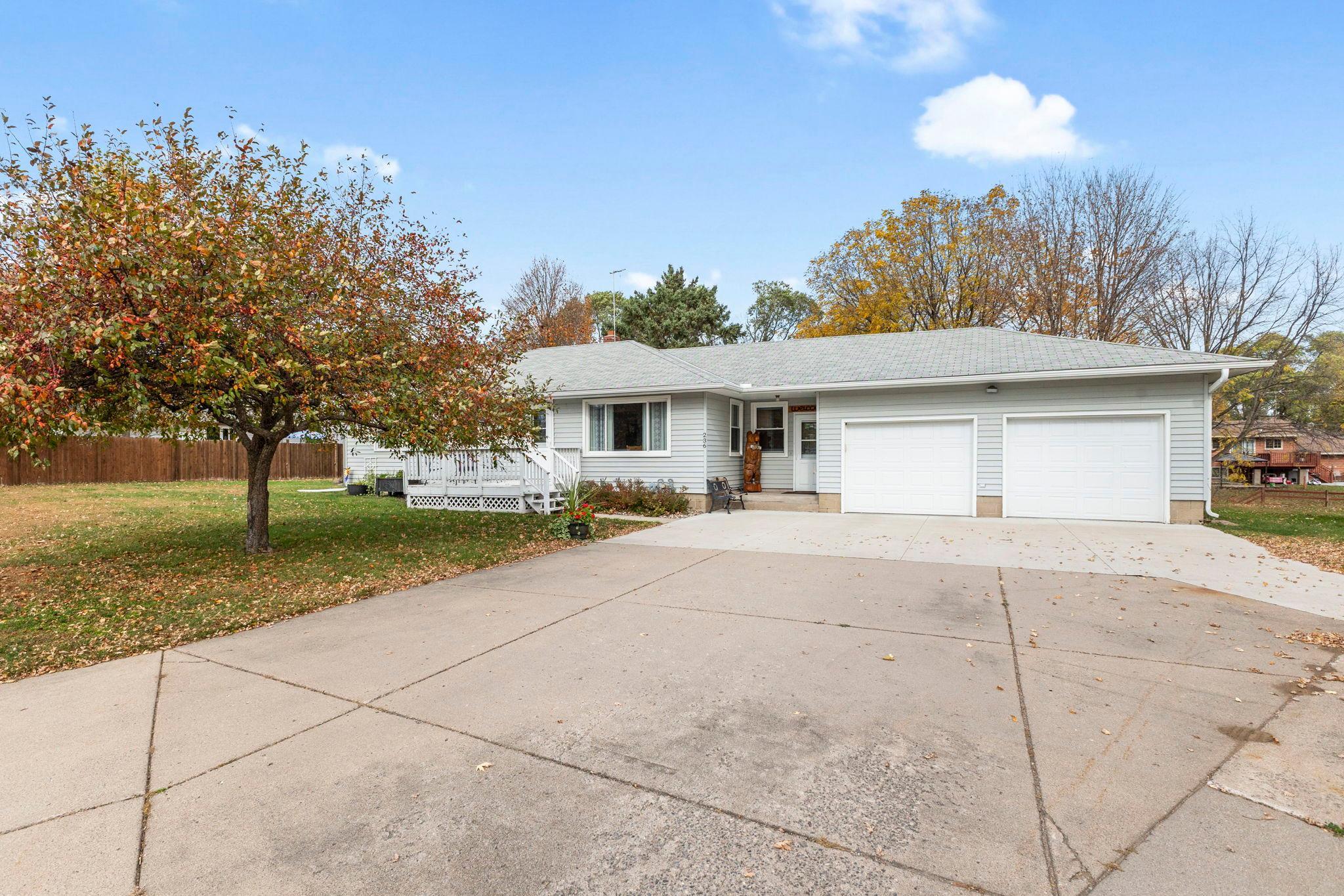 View of Residential at 236 Knollwood Street, Annandale MN 55302, Annandale (58 of 60) - Mike Wilen | Minnesota Team Real Estate