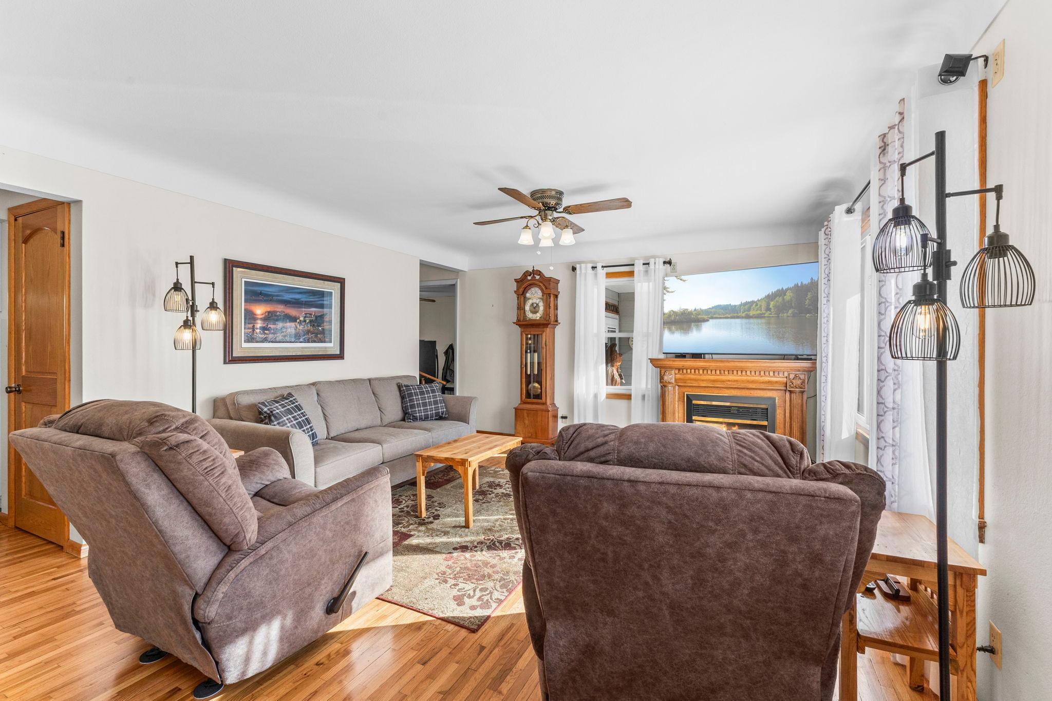 View of Residential at 236 Knollwood Street, Annandale MN 55302, Annandale (29 of 60) - Mike Wilen | Minnesota Team Real Estate