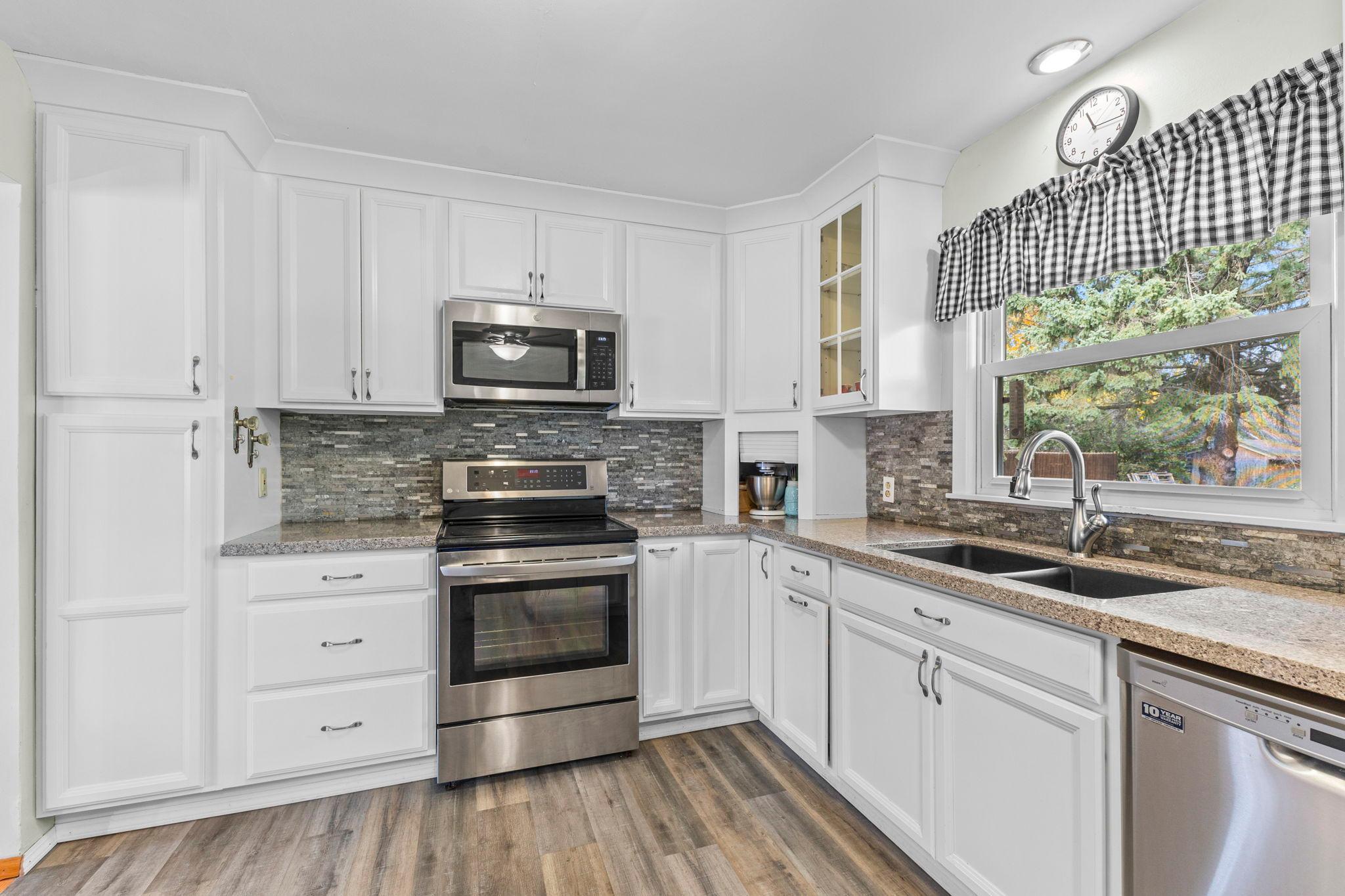 View of Residential at 236 Knollwood Street, Annandale MN 55302, Annandale (20 of 60) - Mike Wilen | Minnesota Team Real Estate