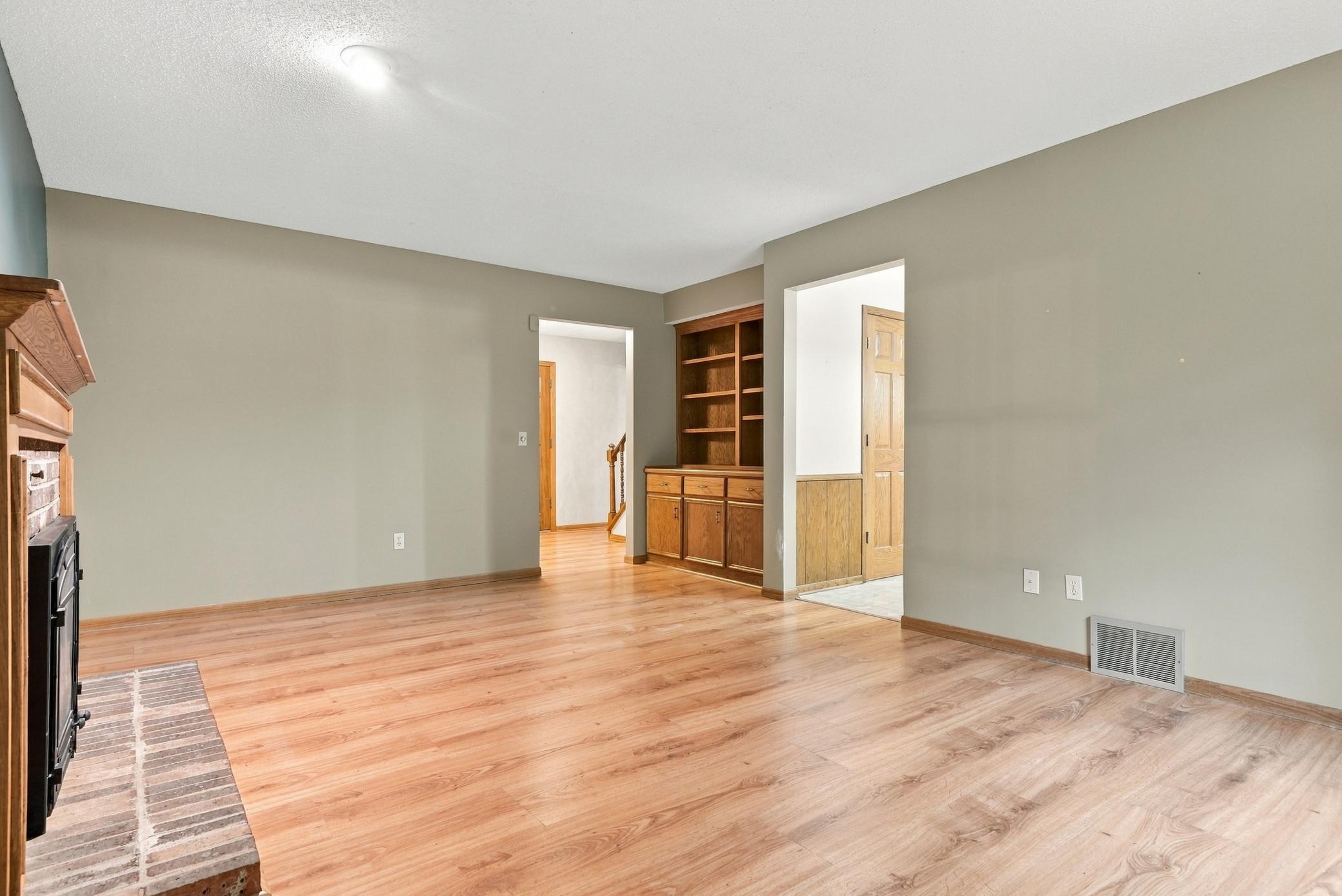 View of Residential at 600 Chicago Drive, Burnsville MN 55306, Burnsville (10 of 75) - Mike Wilen | Minnesota Team Real Estate