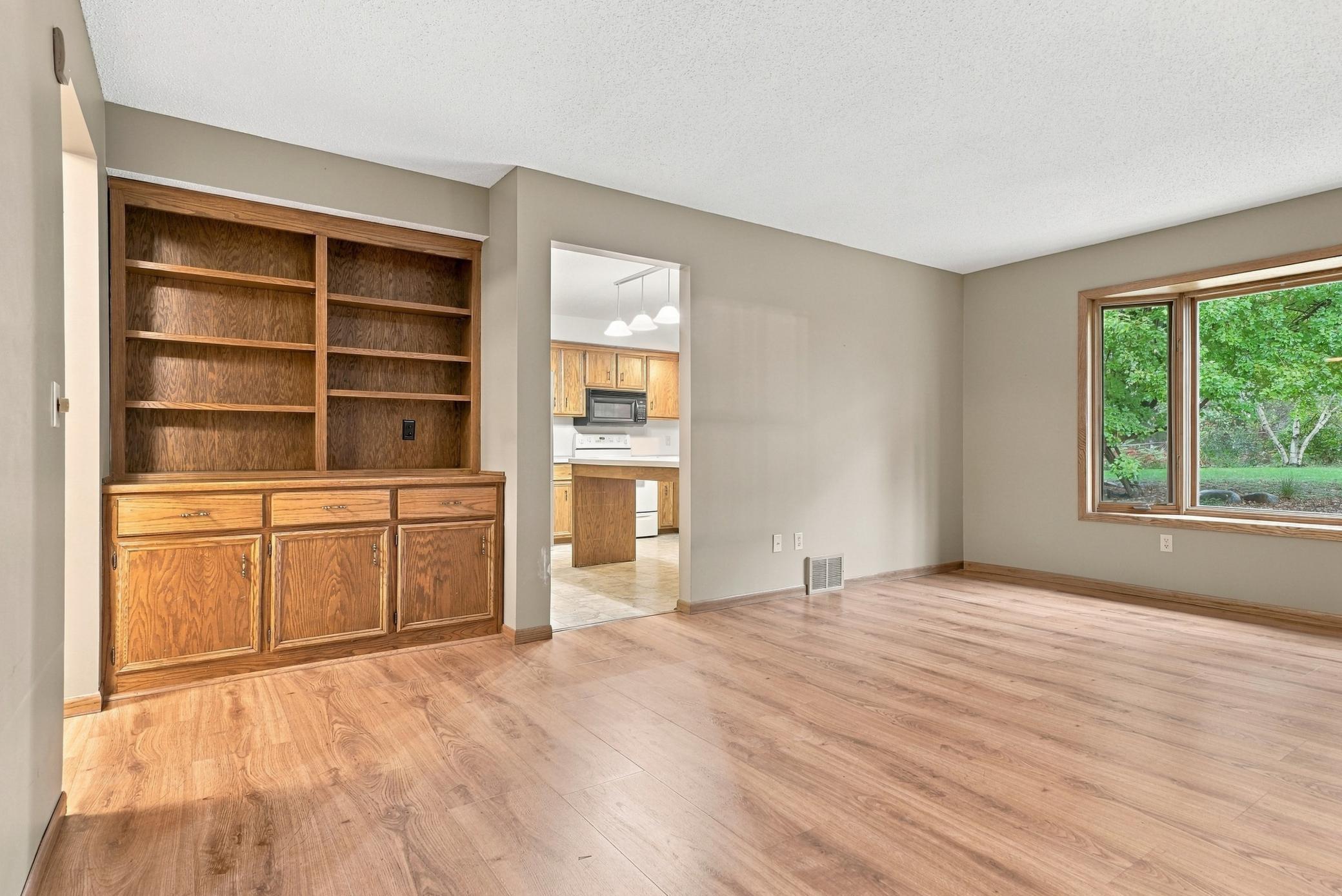 View of Residential at 600 Chicago Drive, Burnsville MN 55306, Burnsville (7 of 75) - Mike Wilen | Minnesota Team Real Estate